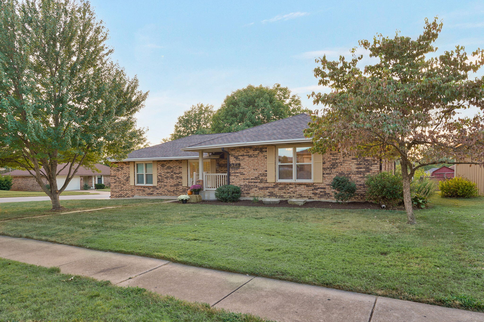 Photo 3 - Residential for sale – 3343 S Virginia Avenue  Springfield, MO