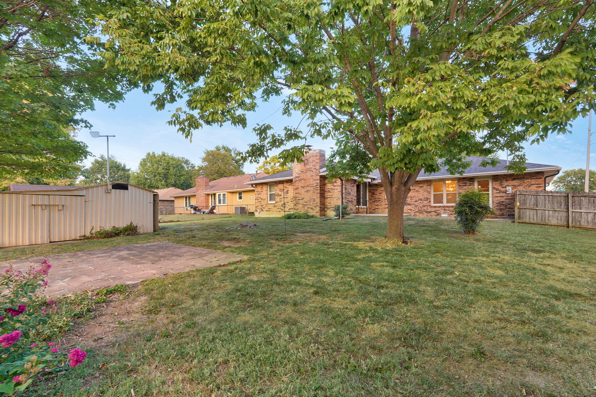 Photo 10 - Residential for sale – 3343 S Virginia Avenue  Springfield, MO