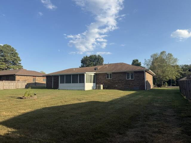 Photo 8 - Residential for sale – 807 E 16th Street  Mountain Grove, MO