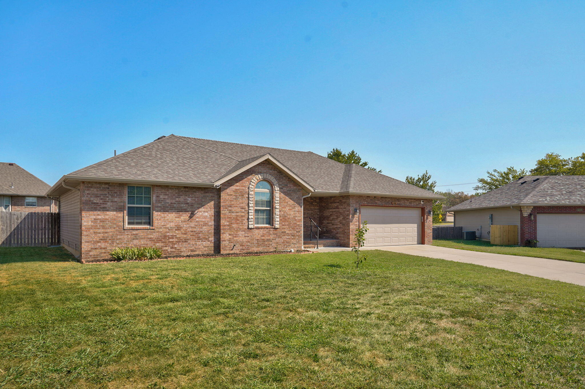 Photo 2 - Residential for sale – 1214 S Sicily Court  Republic, MO