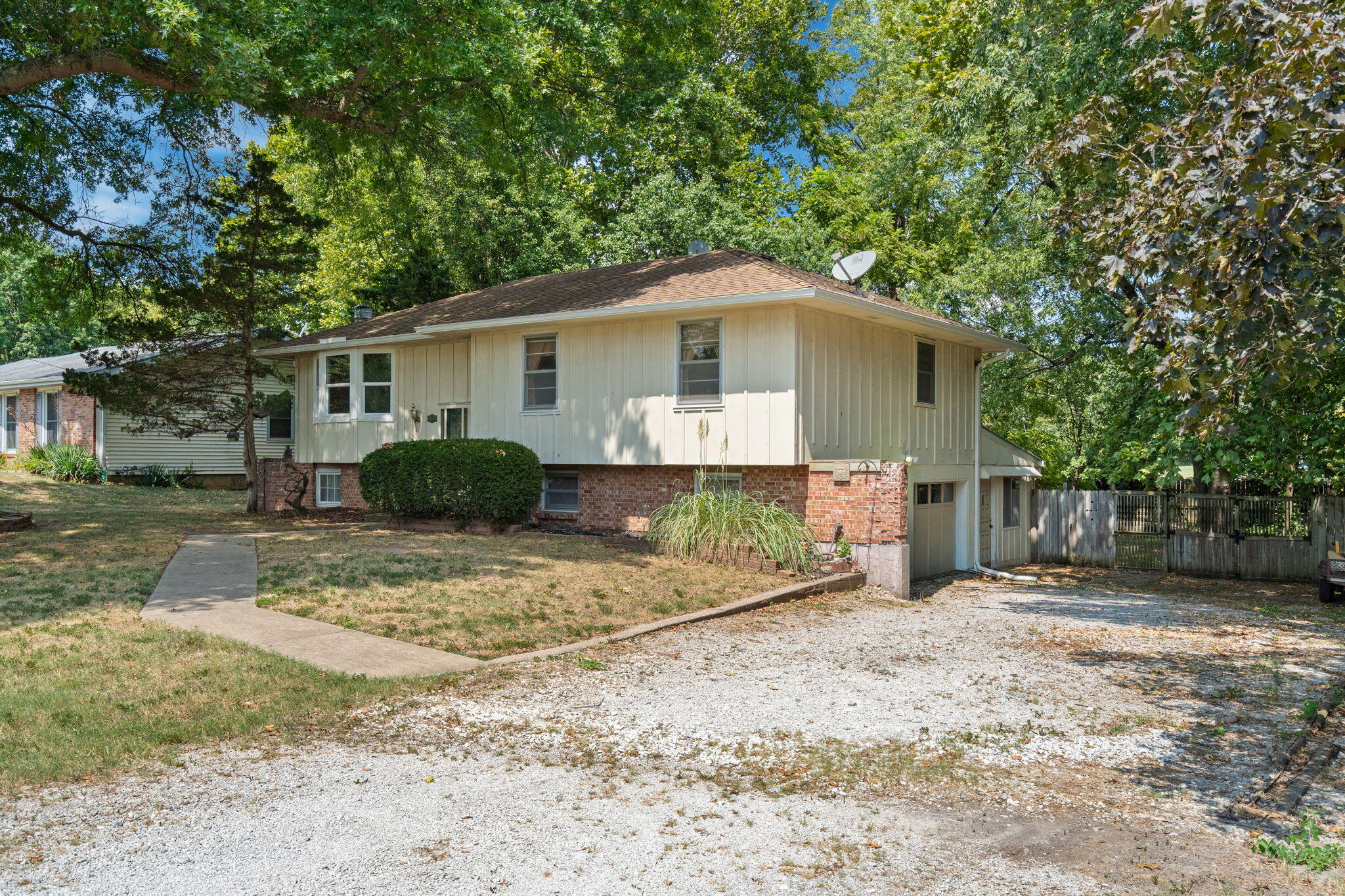 Photo 4 - Residential for sale – 137 E Ritter Street  Republic, MO