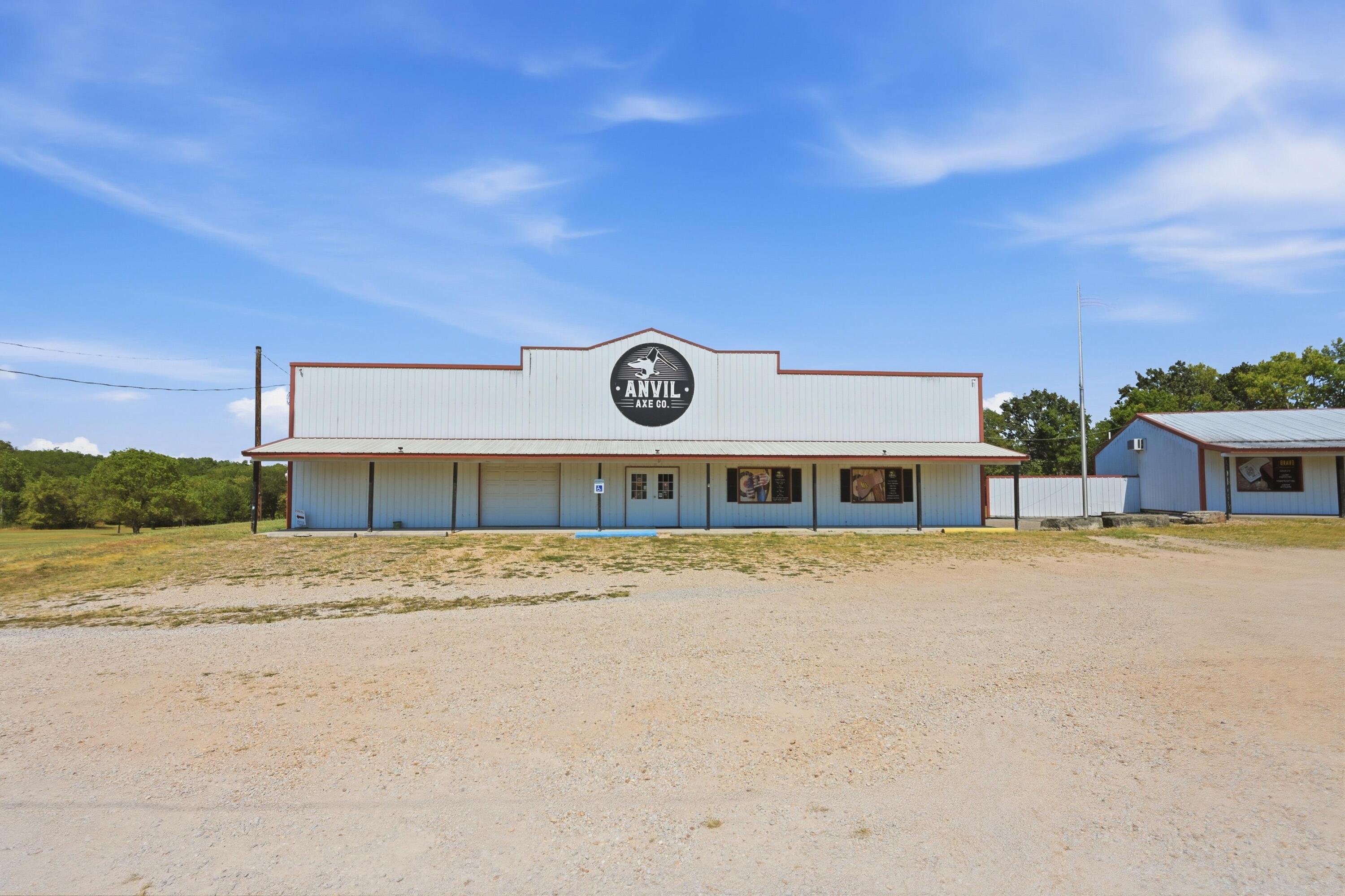 Commercial Sale for sale – 7837  Gateway Drive  Neosho, MO