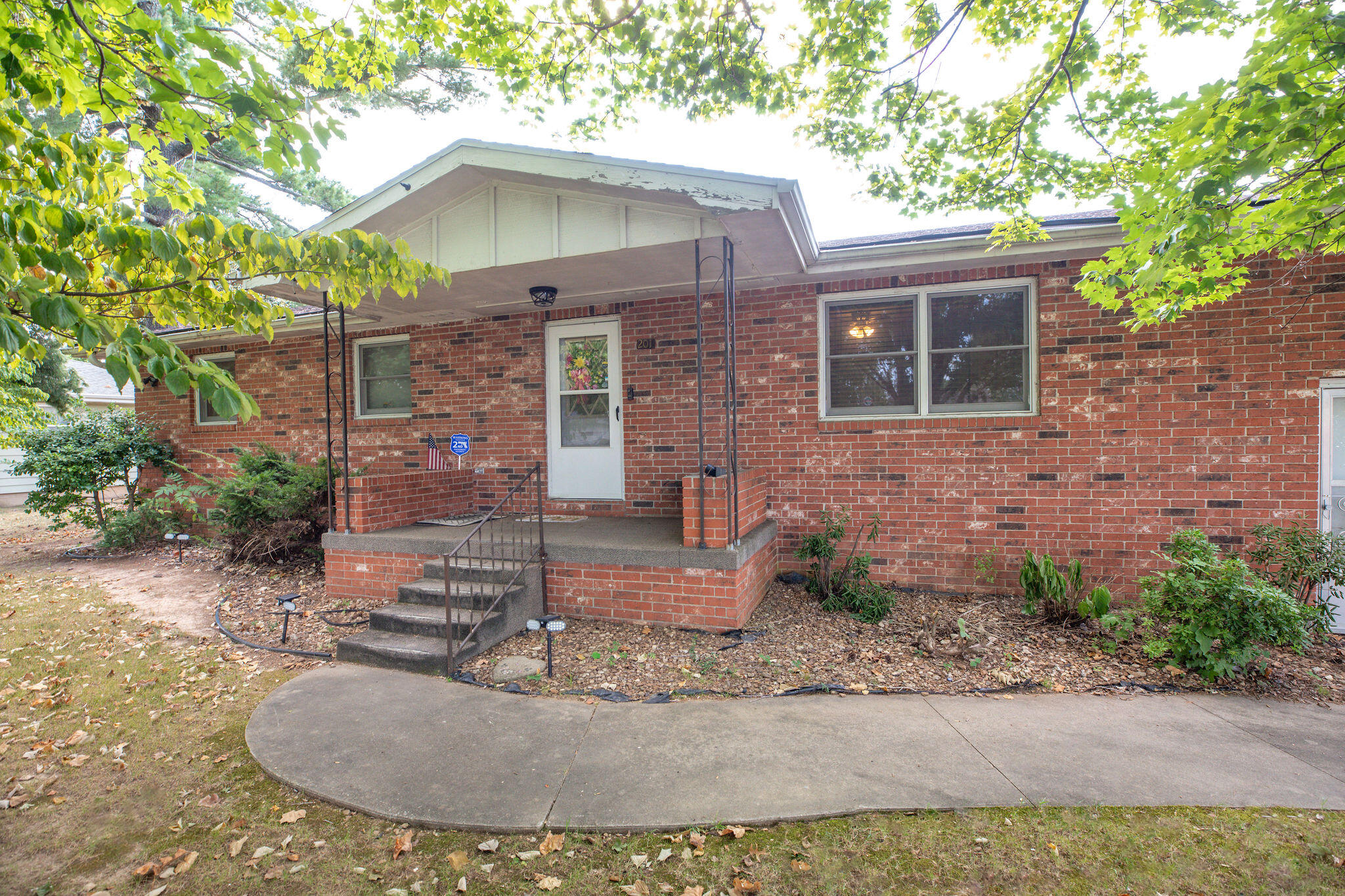 Photo 2 - Residential for sale – 201  Judy Street  Branson, MO