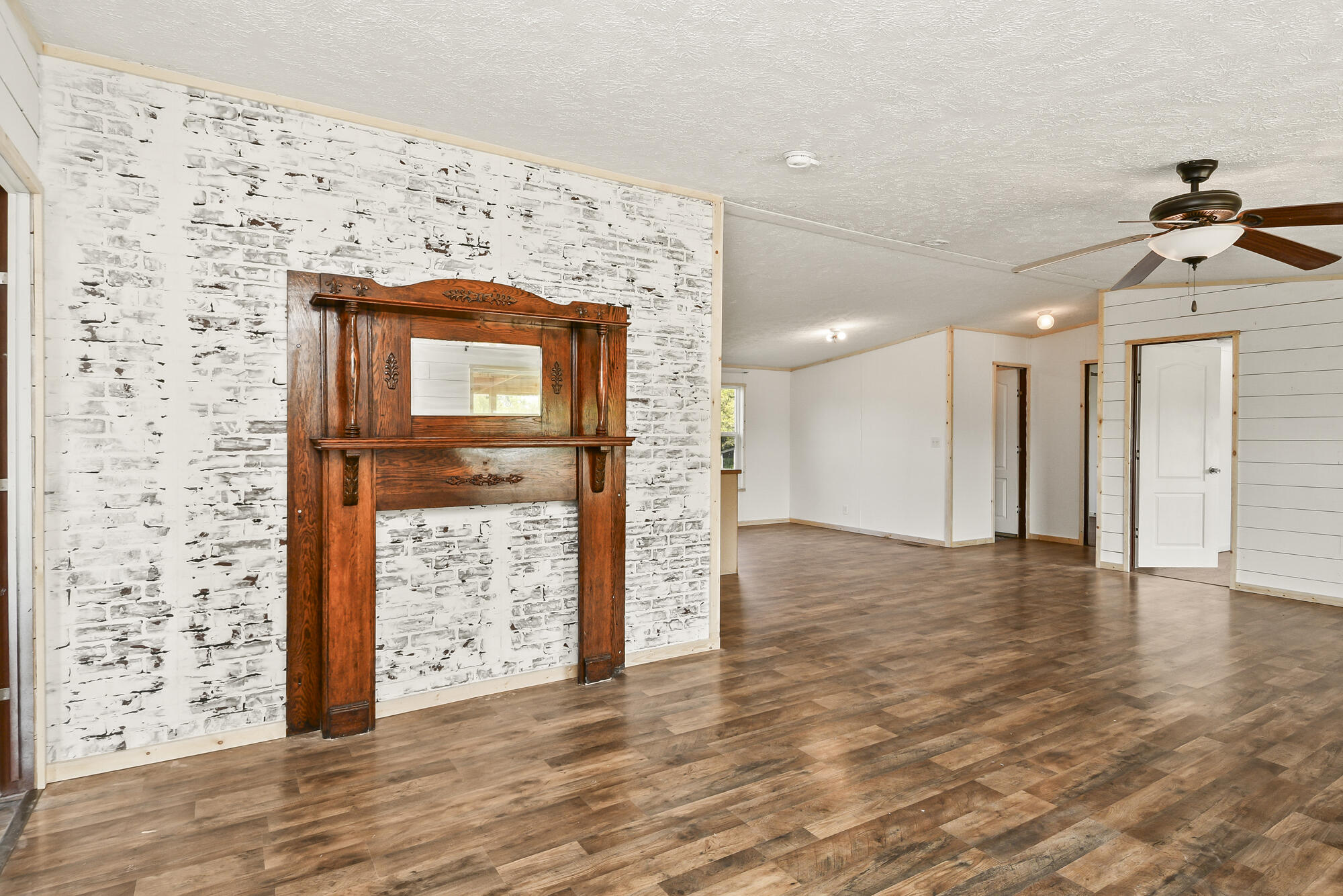 Photo 13 - Residential for sale – 130  Maple Drive  Conway, MO