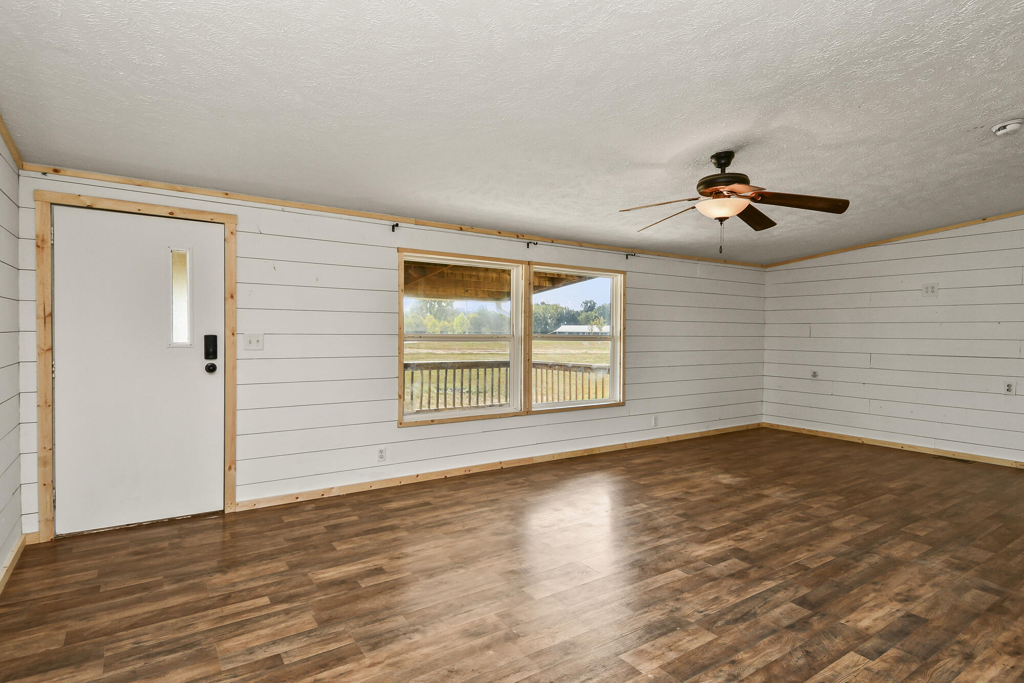 Photo 14 - Residential for sale – 130  Maple Drive  Conway, MO