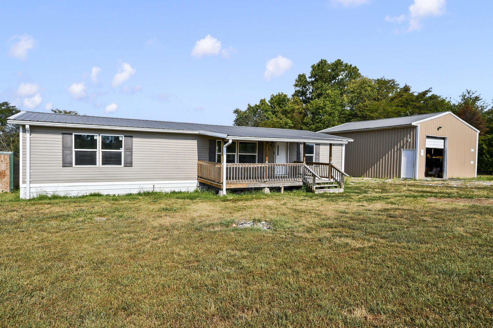 Photo 3 - Residential for sale – 130  Maple Drive  Conway, MO