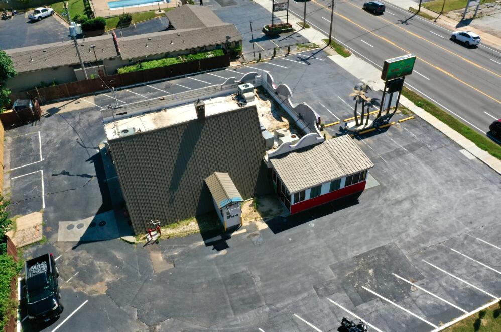 Photo 6 - Commercial Sale for sale – 2058 S Glenstone Avenue  Springfield, MO