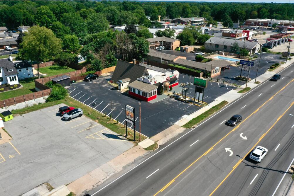 Photo 9 - Commercial Sale for sale – 2058 S Glenstone Avenue  Springfield, MO