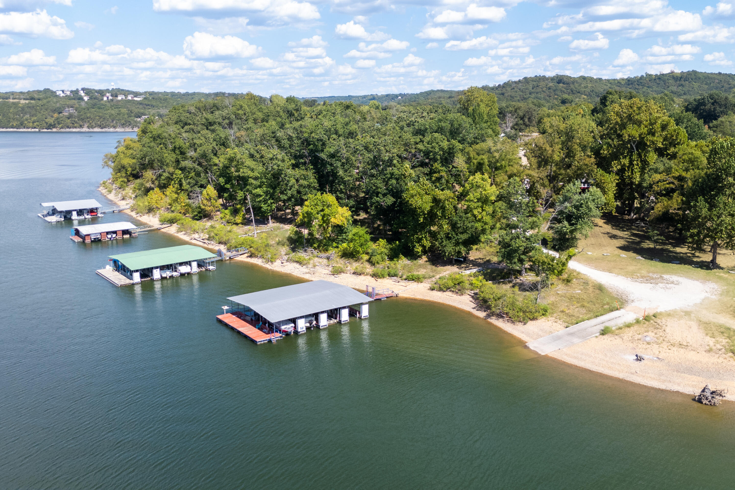 Photo 4 - Residential for sale – 1208  Bear Den   Galena, MO