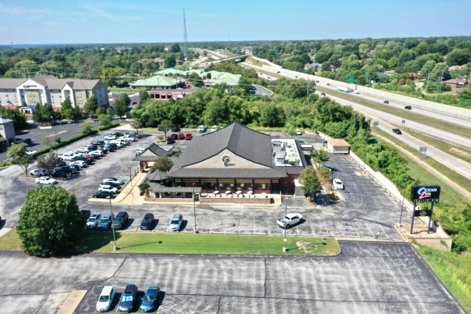 Photo 3 - Commercial Sale for sale – 4117 S National   Springfield, MO