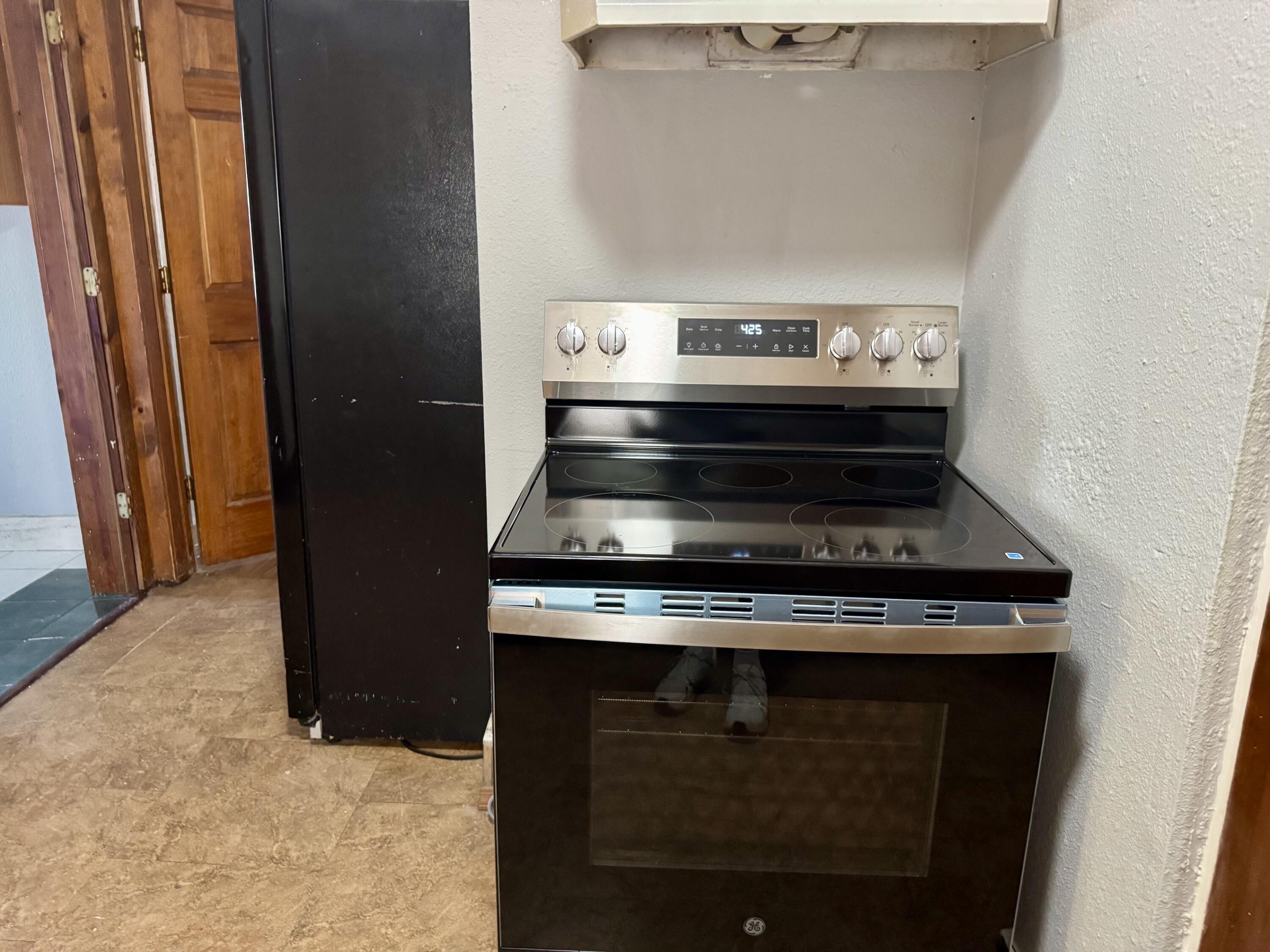 Photo 13 - Residential for sale – 1411 W Lynn Street  Springfield, MO