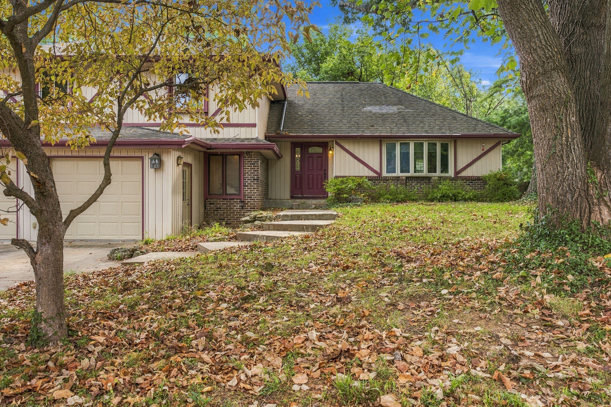 Photo 5 - Residential for sale – 2924 S Chambery Avenue  Springfield, MO