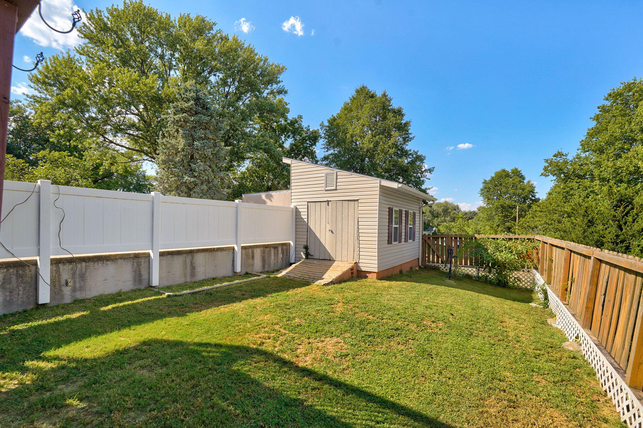Photo 39 - Residential for sale – 1757 E Mcclernon Street  Springfield, MO