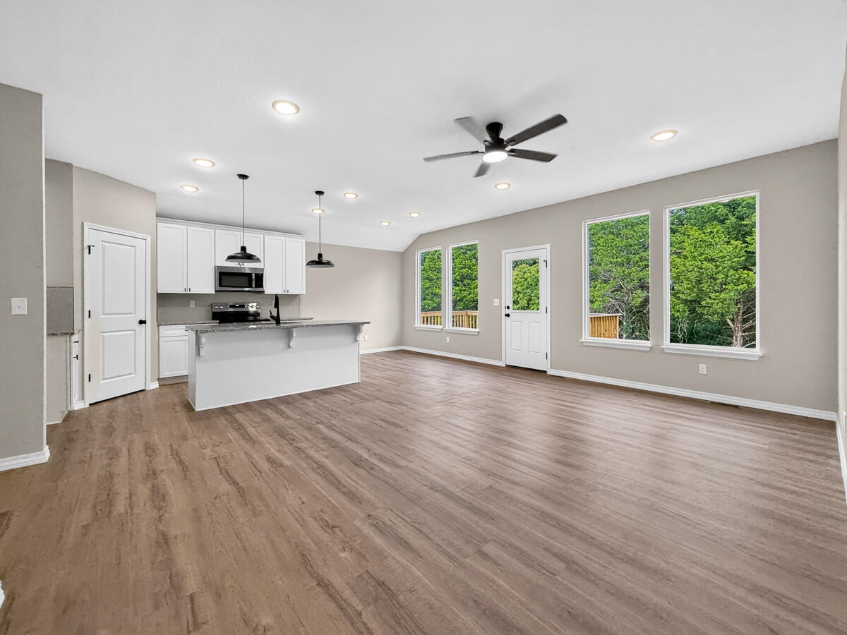 Photo 3 - Residential Lease for sale – 595  Bailiwick Drive  Rogersville, MO