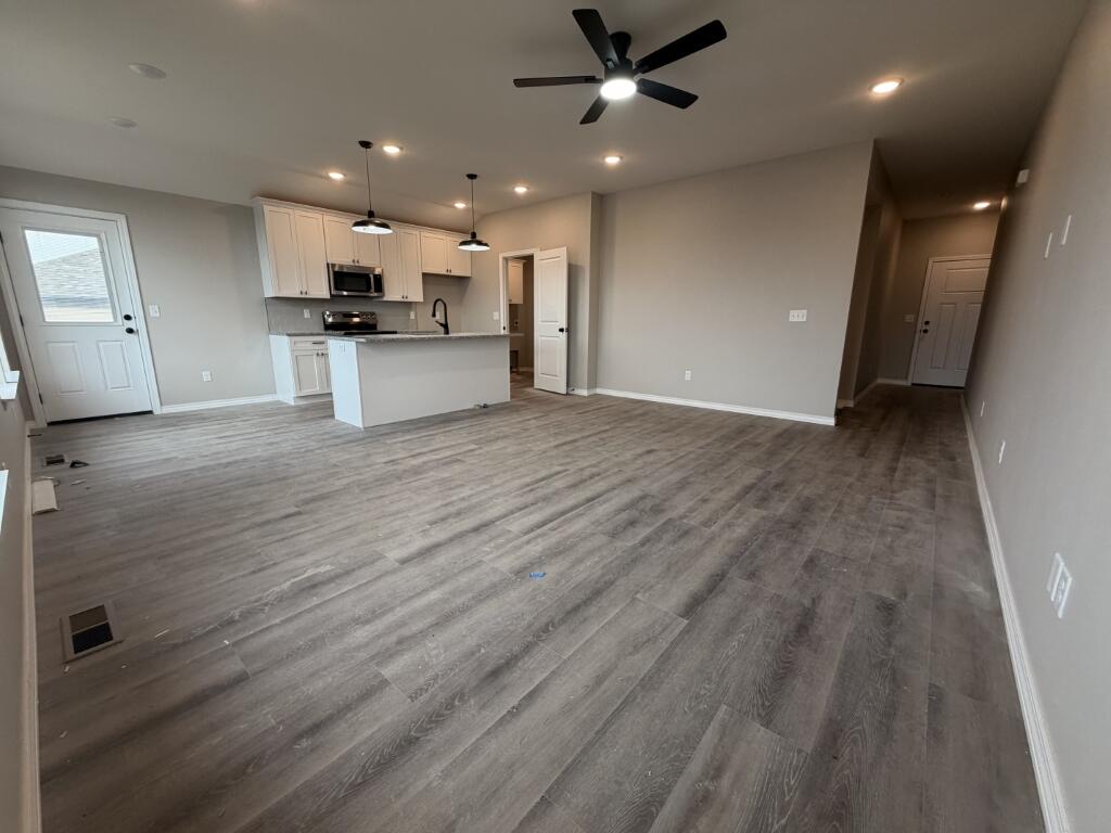 Photo 3 - Residential Lease for sale – 1183 E Habersham Street  Republic, MO