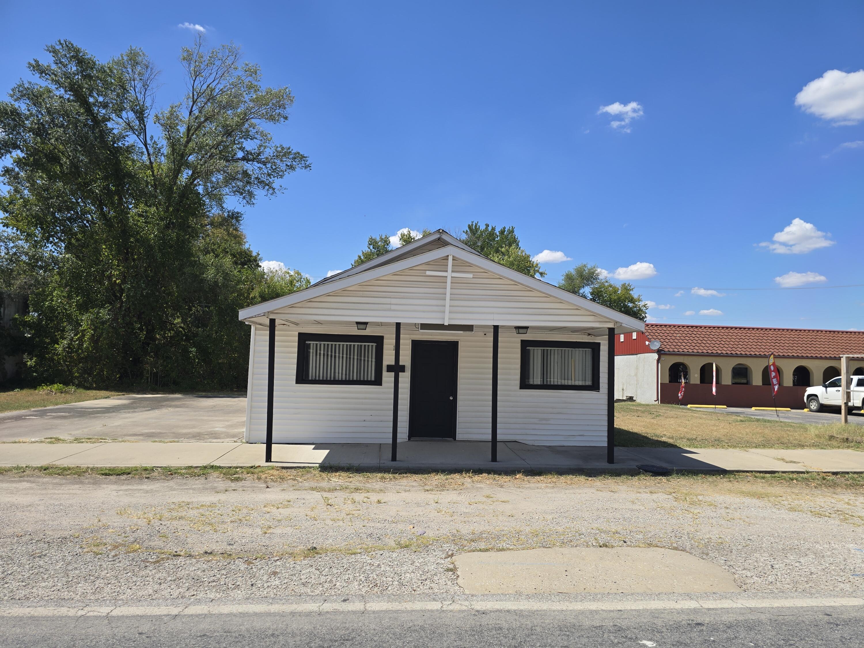 Photo 9 - Commercial Sale for sale – 111 N 3rd Street  Verona, MO