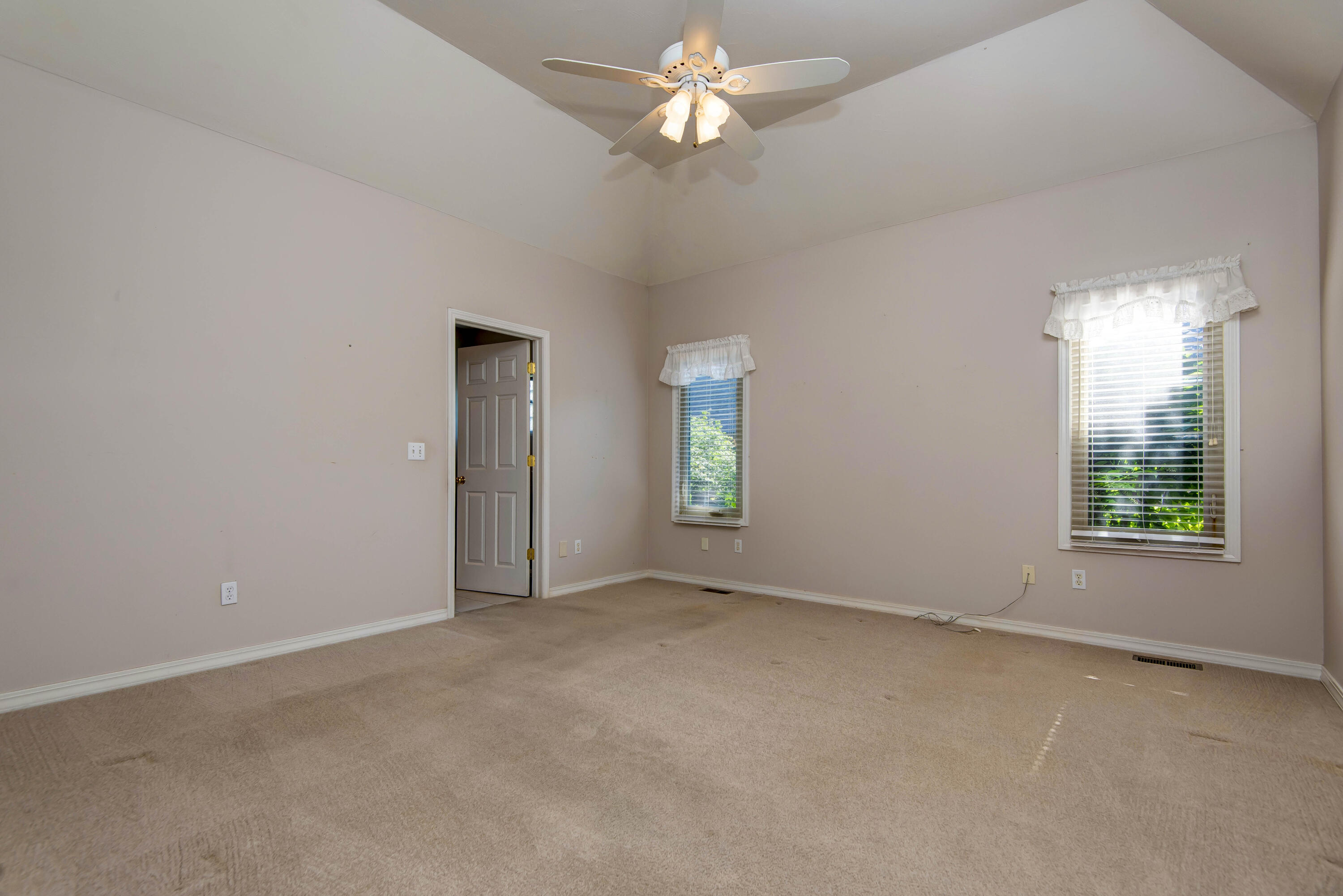 Photo 18 - Residential for sale – 8650  Interlochen Drive  Nixa, MO