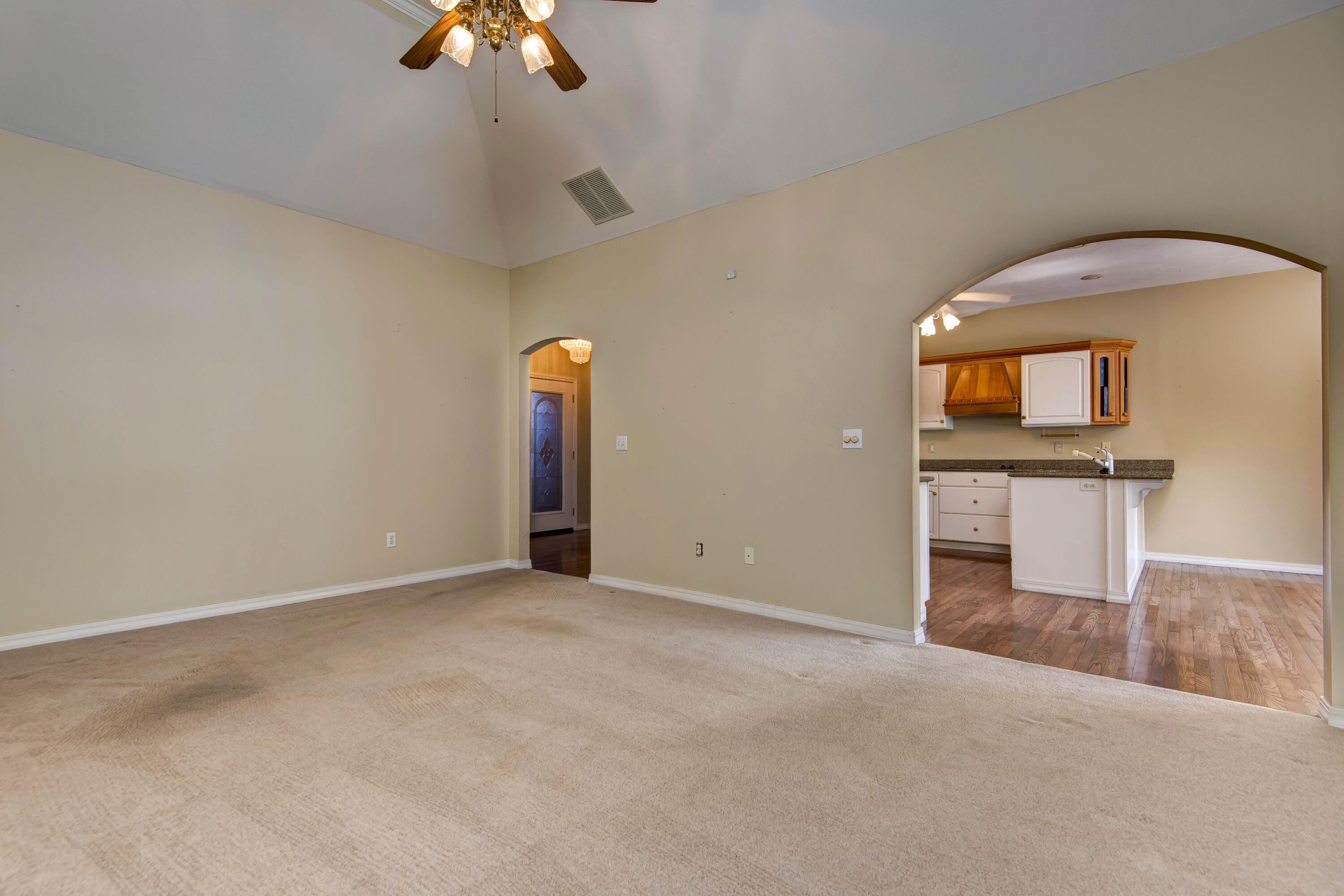 Photo 7 - Residential for sale – 8650  Interlochen Drive  Nixa, MO