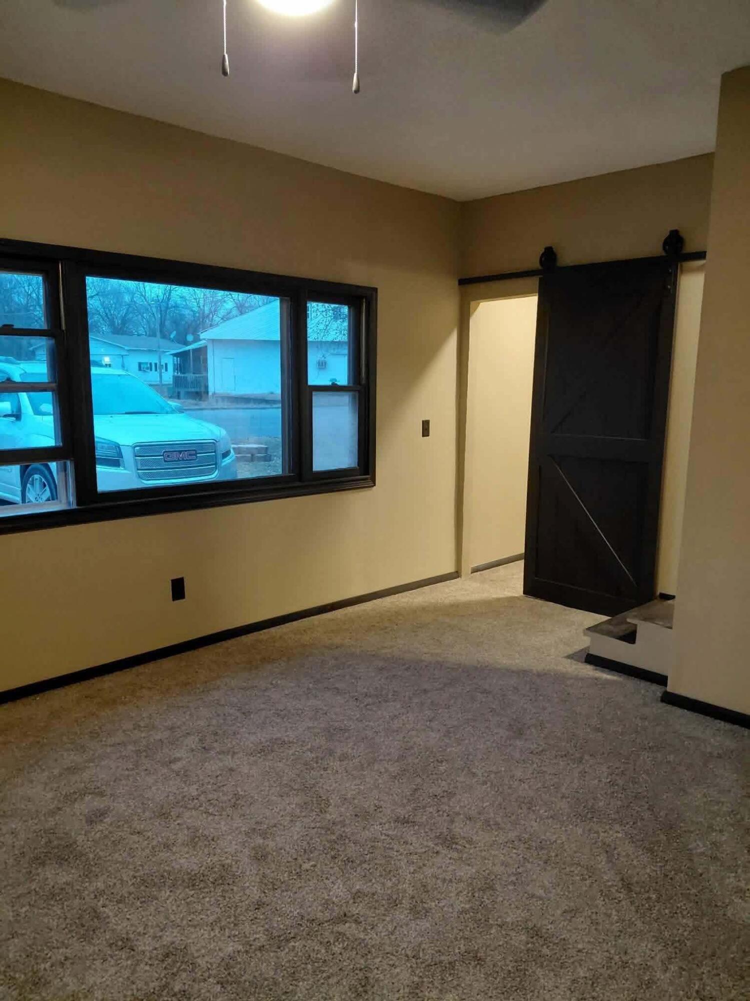 Photo 8 - Residential for sale – 308 N Albany Avenue  Bolivar, MO