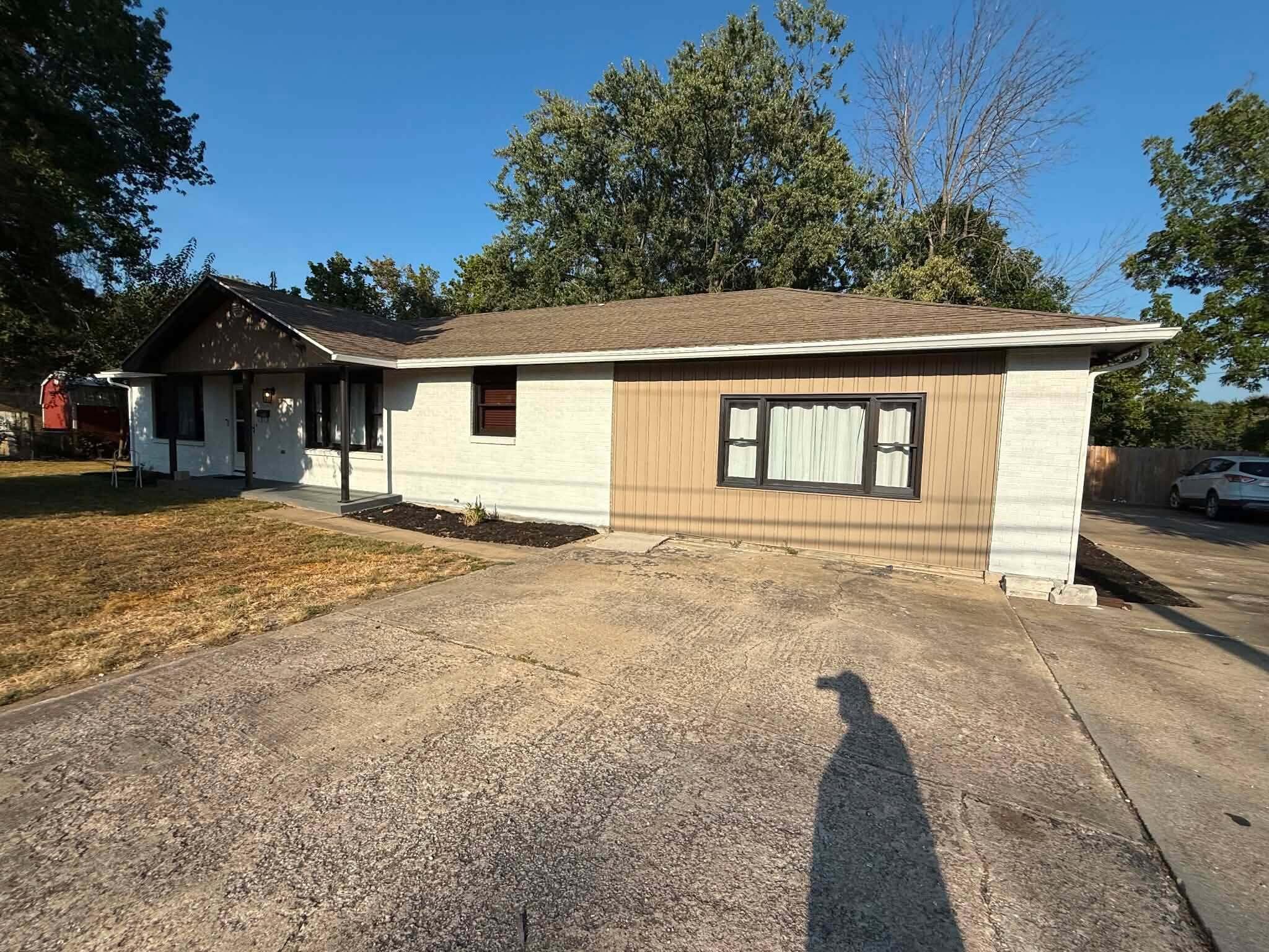 Photo 37 - Residential for sale – 308 N Albany Avenue  Bolivar, MO