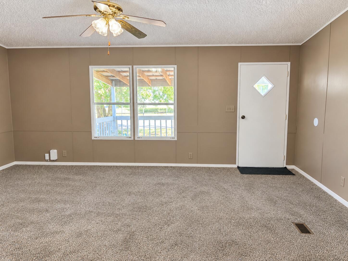 Photo 5 - Residential for sale – 143 E Ella   Verona, MO