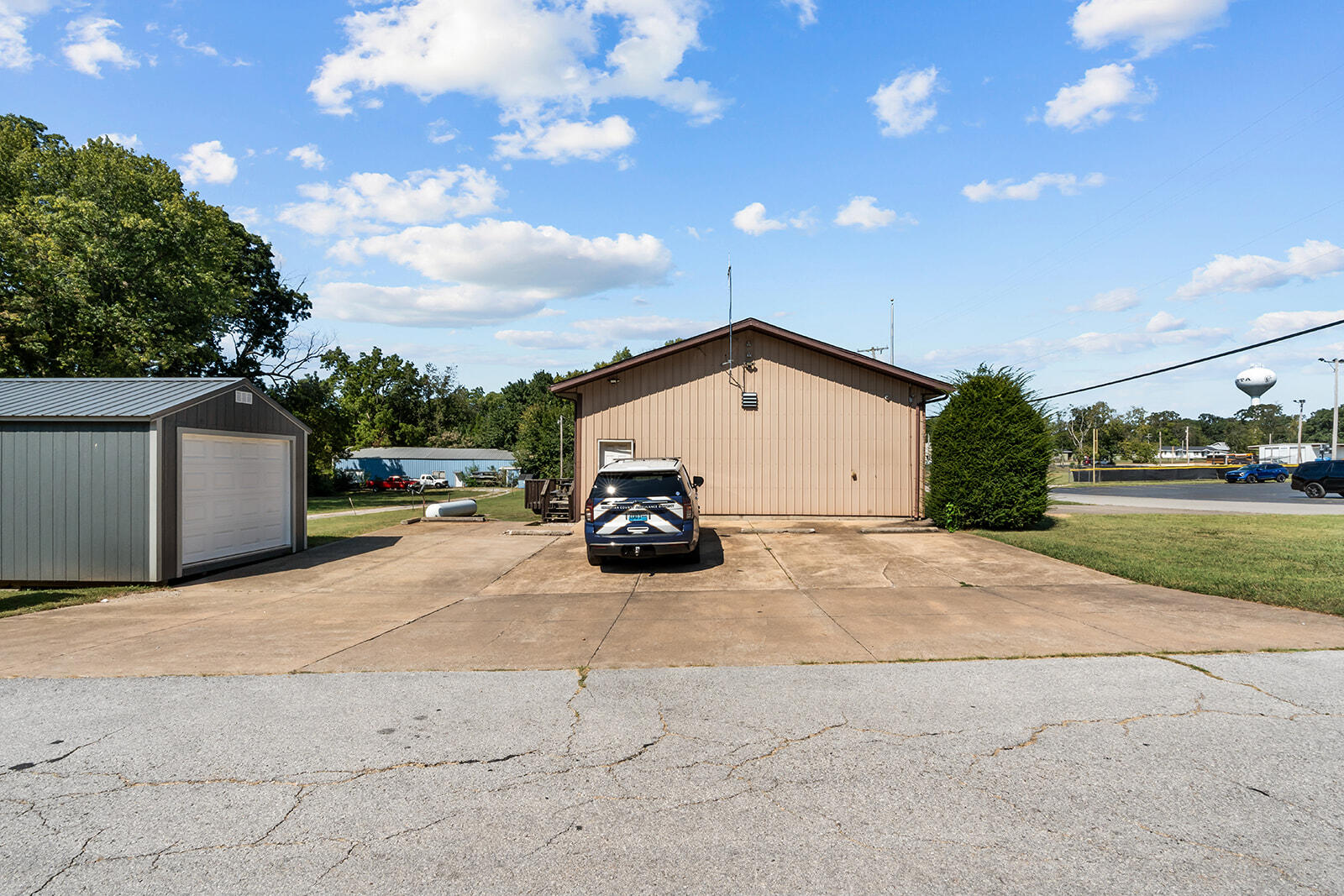 Photo 7 - Commercial Sale for sale – 341  North Avenue  Sparta, MO