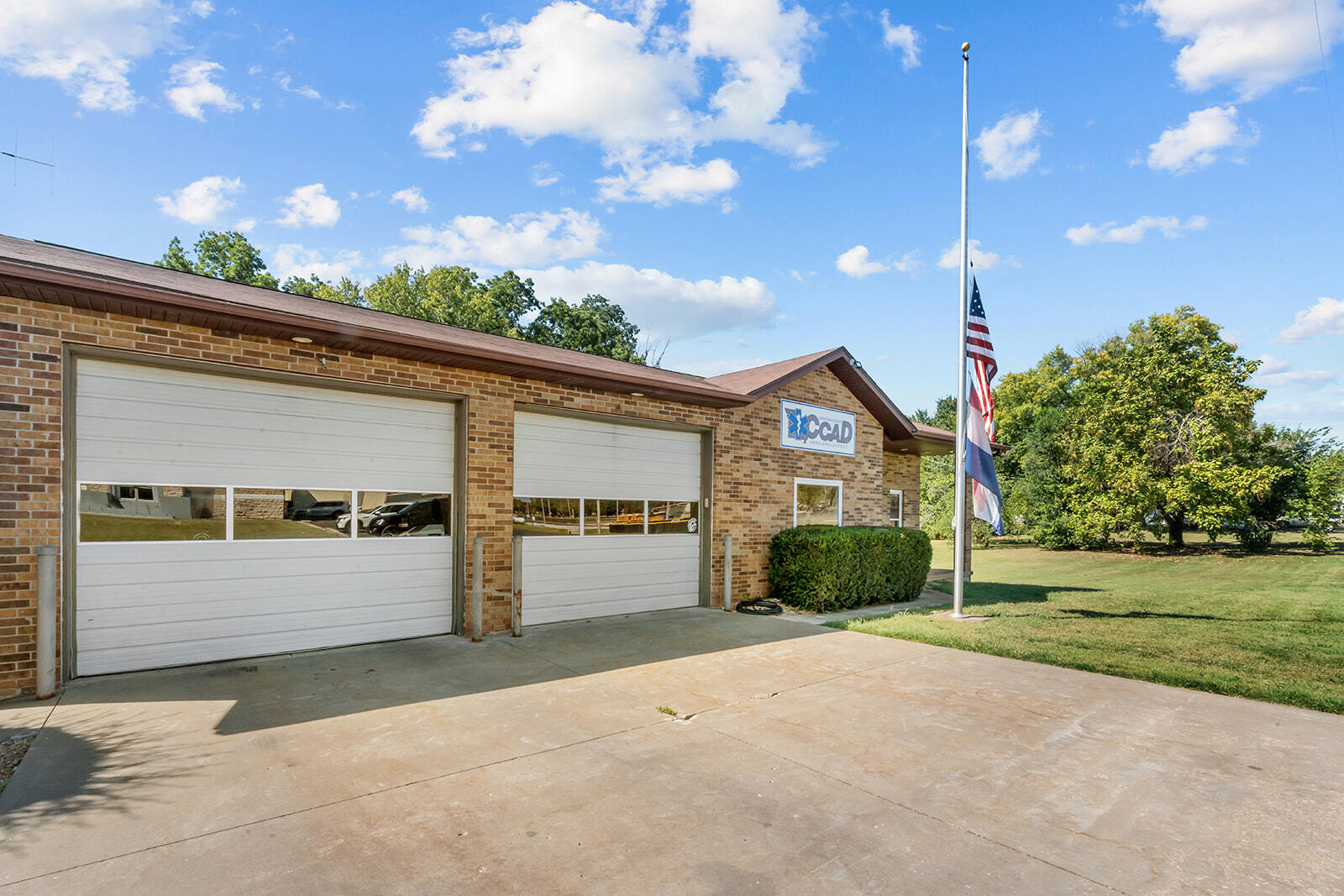 Photo 4 - Commercial Sale for sale – 341  North Avenue  Sparta, MO