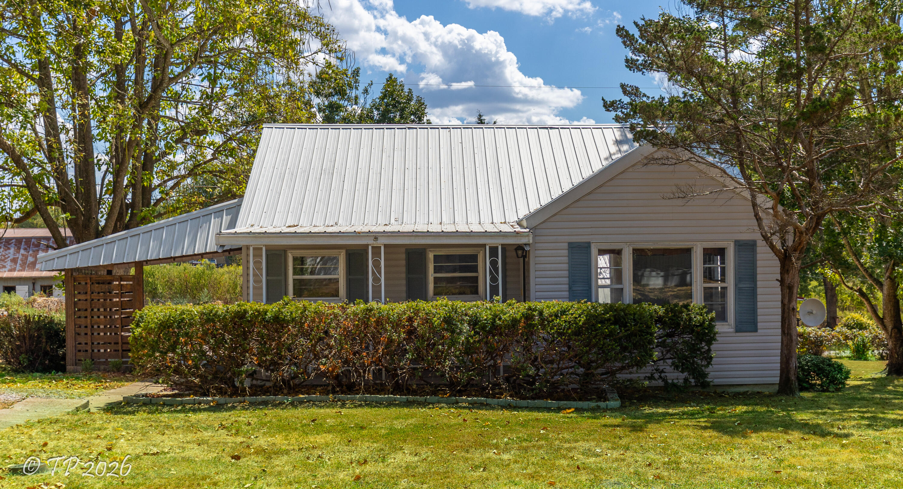 Photo 3 - Residential for sale – 110  Martin Street  Licking, MO