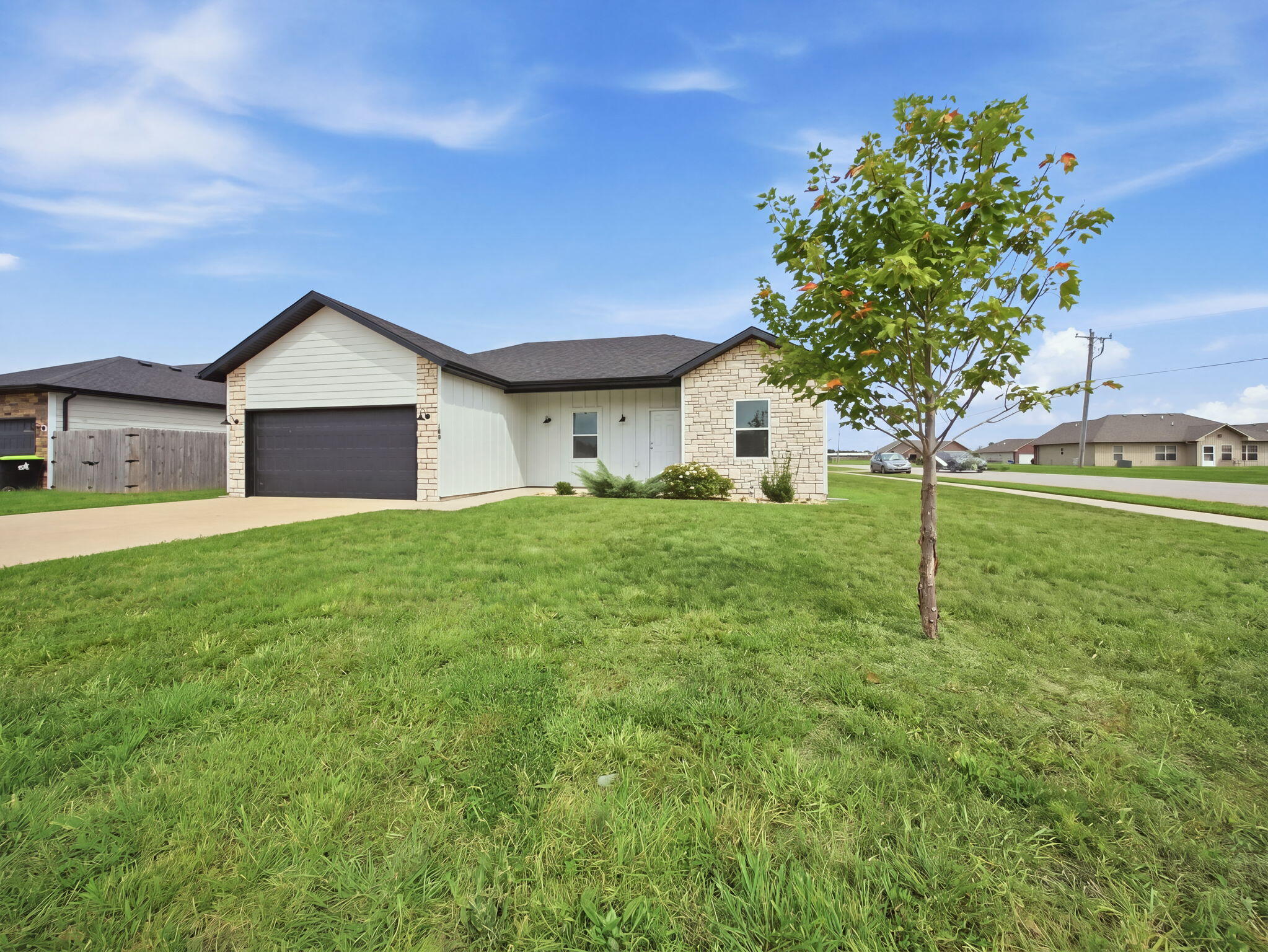 Photo 26 - Residential for sale – 103 W Bluegrass Street  Rogersville, MO