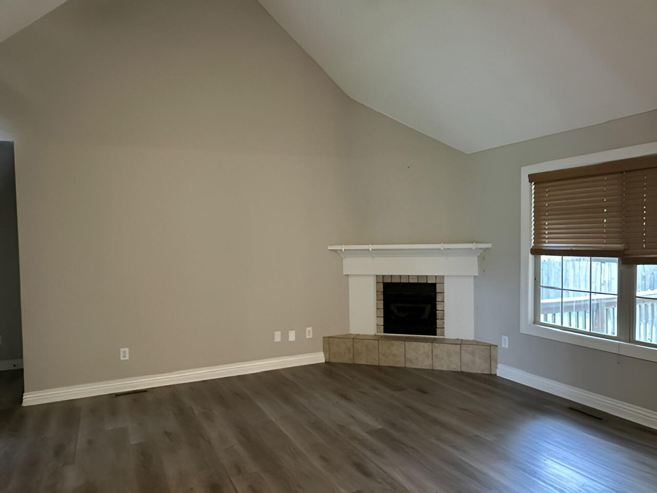 Photo 17 - Residential for sale – 819 S Southgate Drive  Nixa, MO