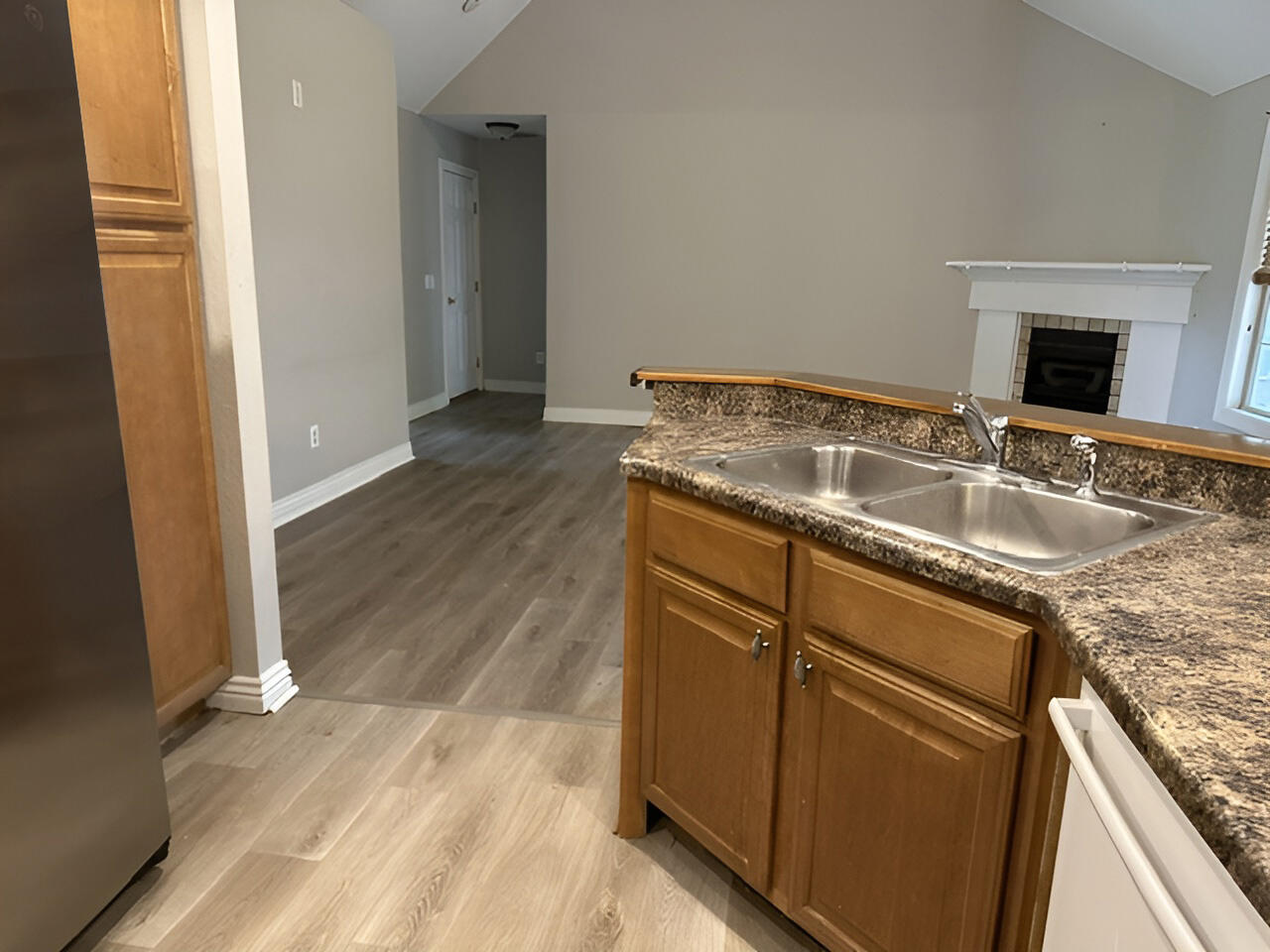 Photo 14 - Residential for sale – 819 S Southgate Drive  Nixa, MO