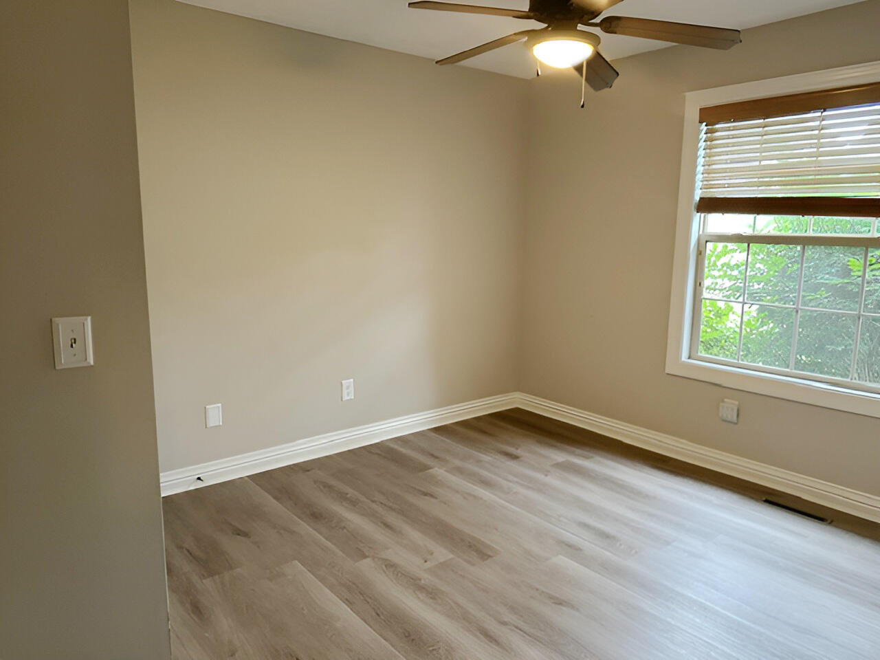 Photo 36 - Residential for sale – 819 S Southgate Drive  Nixa, MO