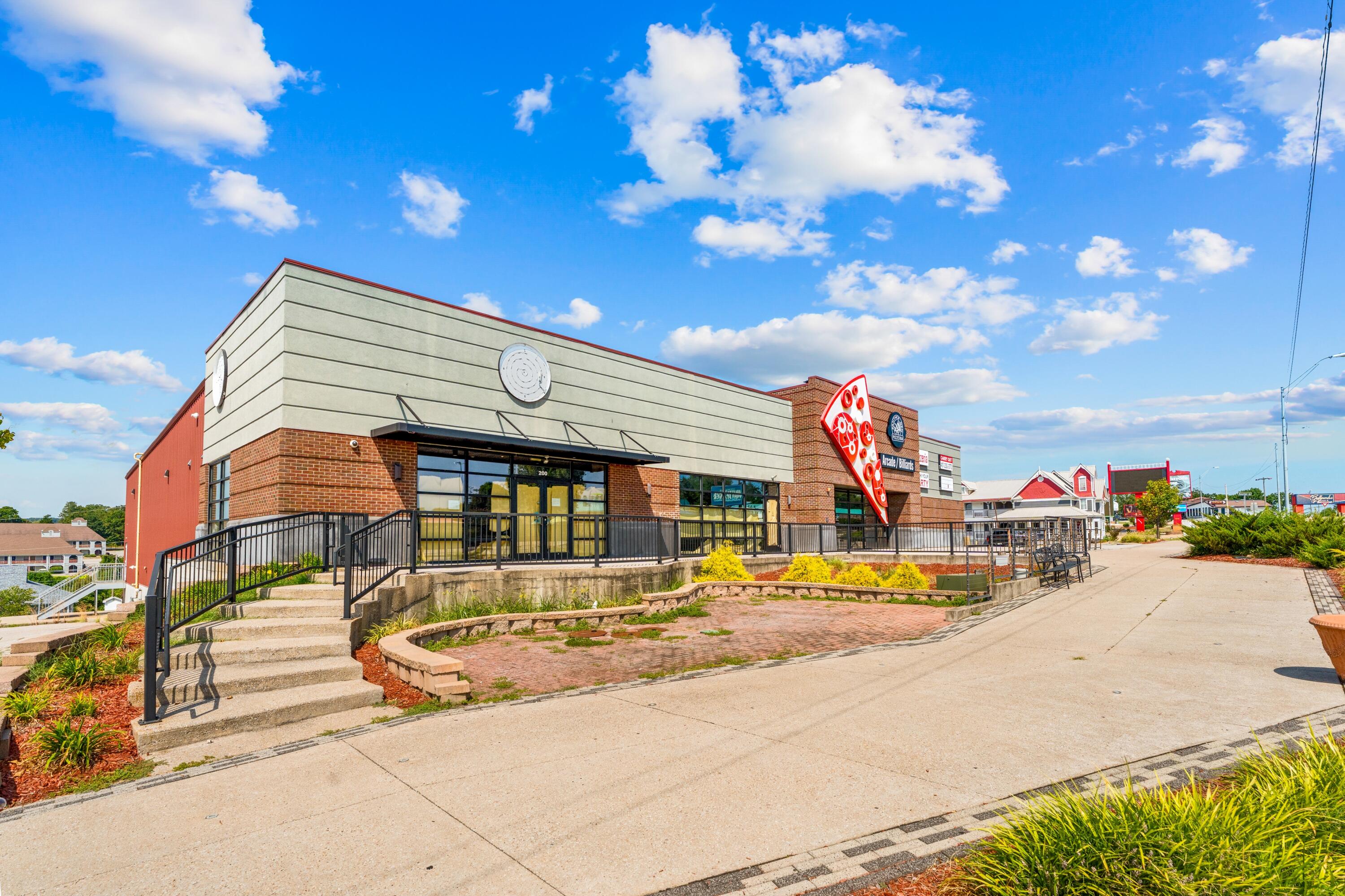 Photo 3 - Commercial Sale for sale – 3460 W 76 Country   Branson, MO