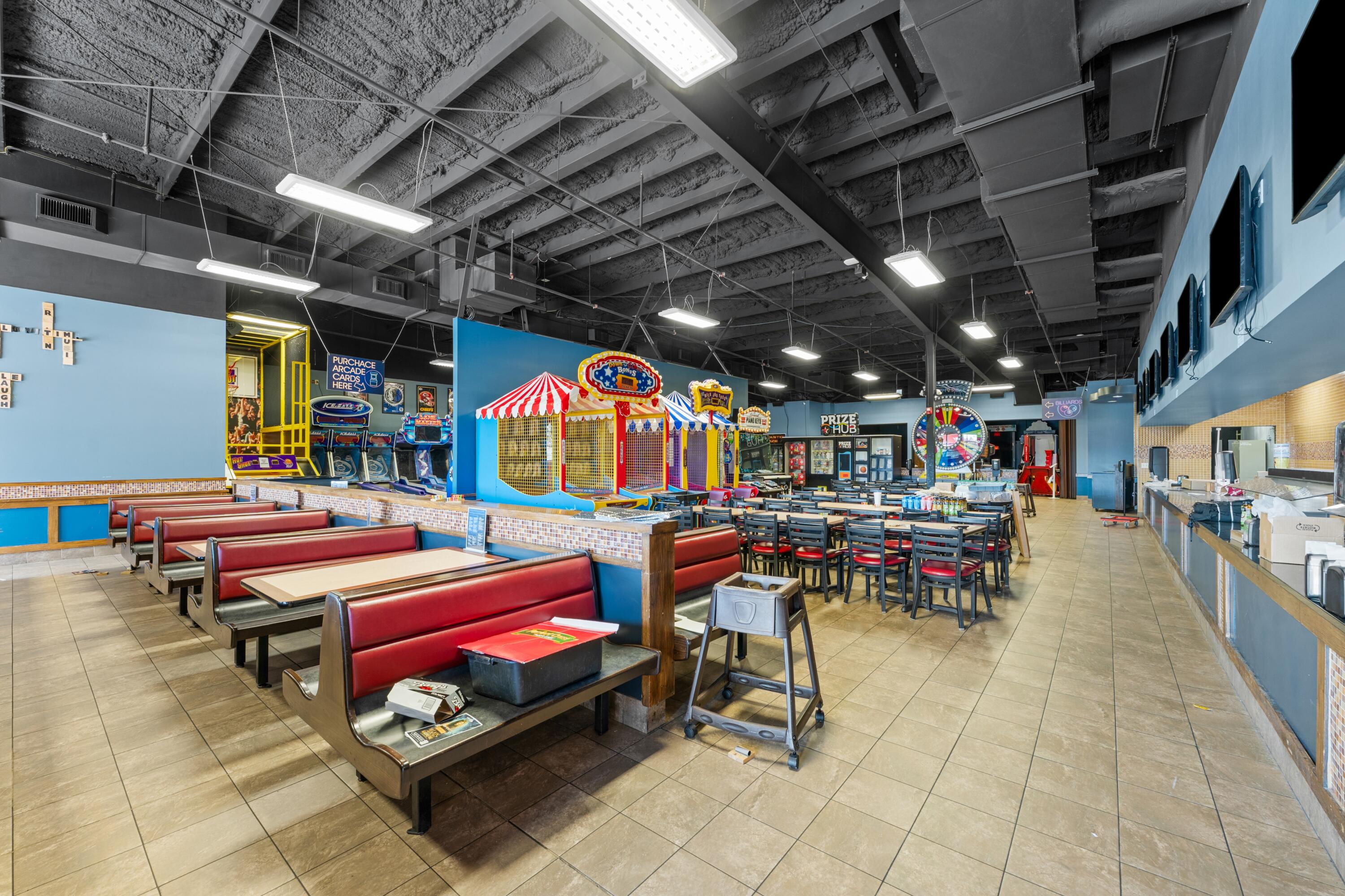 Photo 7 - Commercial Sale for sale – 3460 W 76 Country   Branson, MO