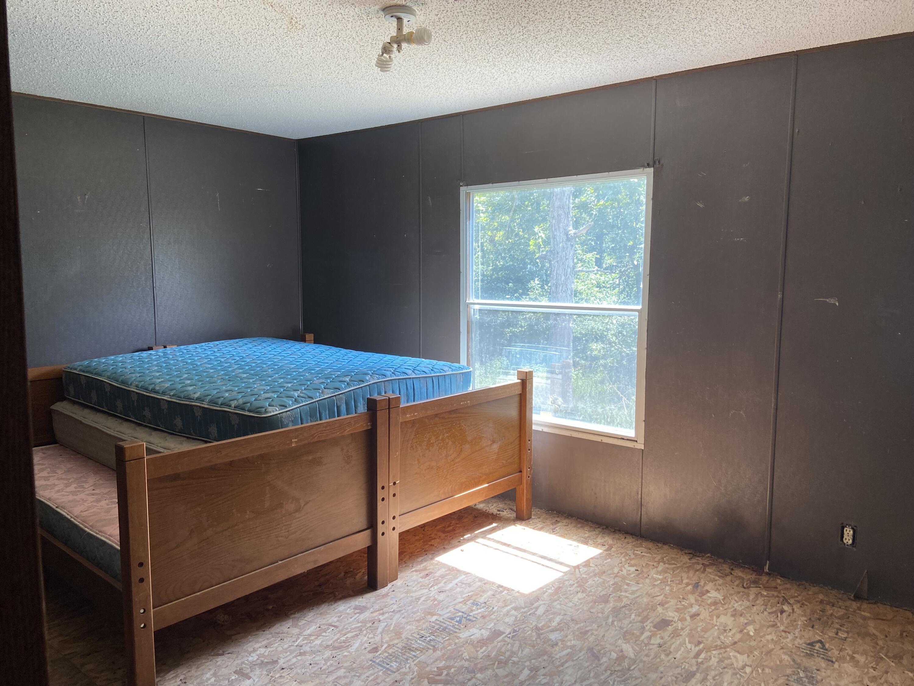 Photo 11 - Residential for sale – 850  County Road 255   Thayer, MO