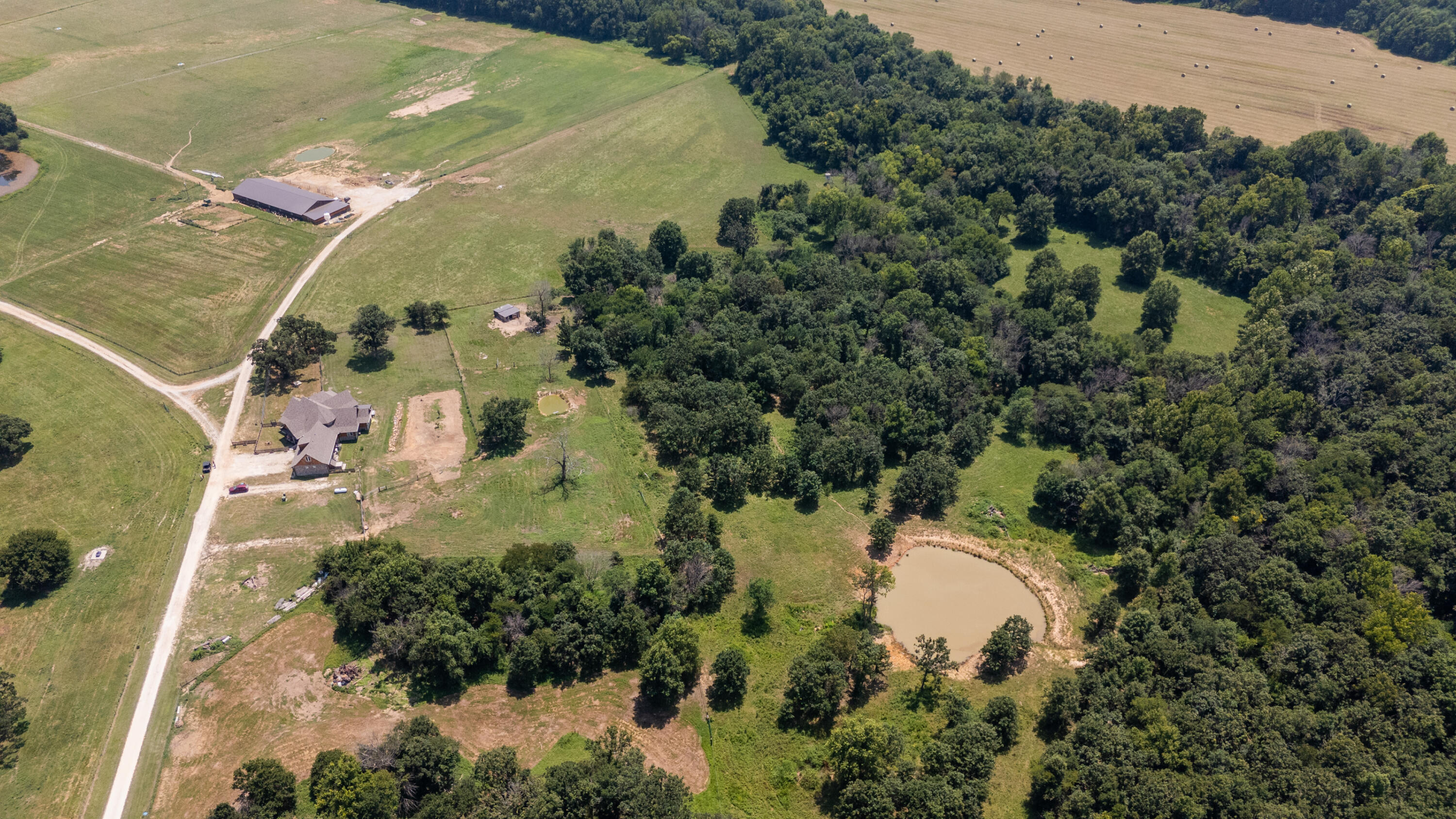 Photo 17 - Farm for sale – 1059 NE 100th Road  Sheldon, MO