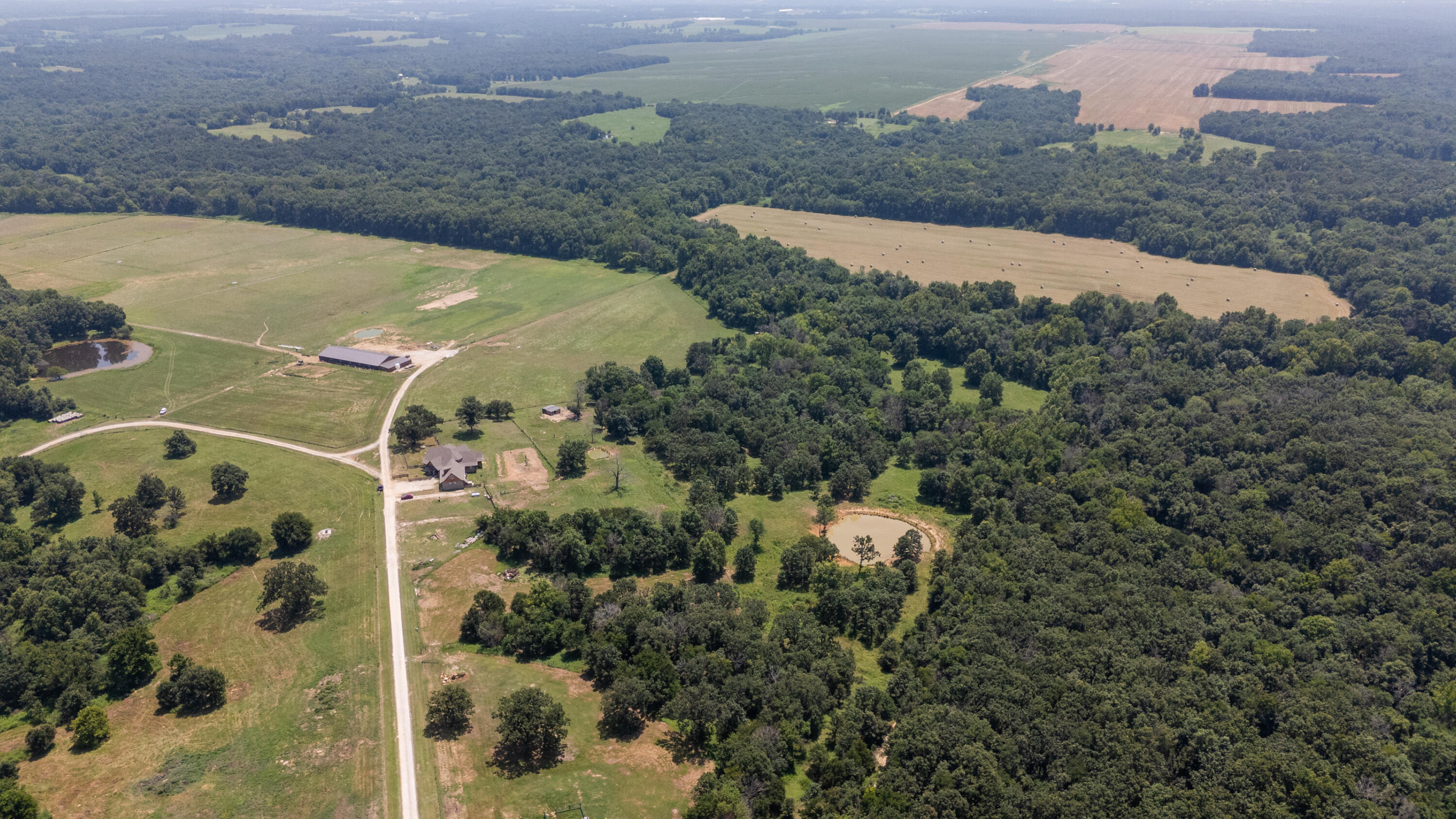 Photo 18 - Farm for sale – 1059 NE 100th Road  Sheldon, MO