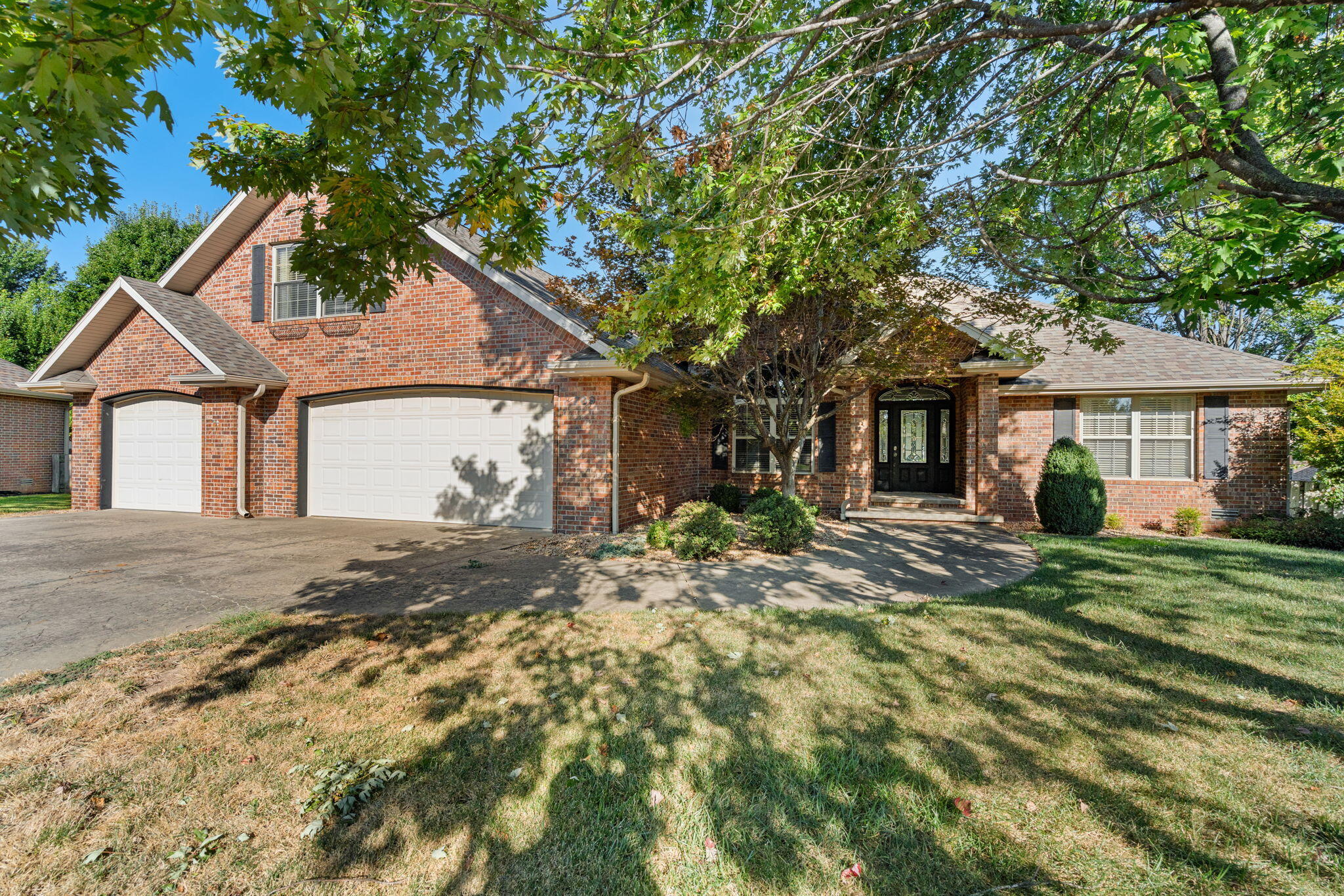 Photo 2 - Residential for sale – 709 N Zion Way  Nixa, MO