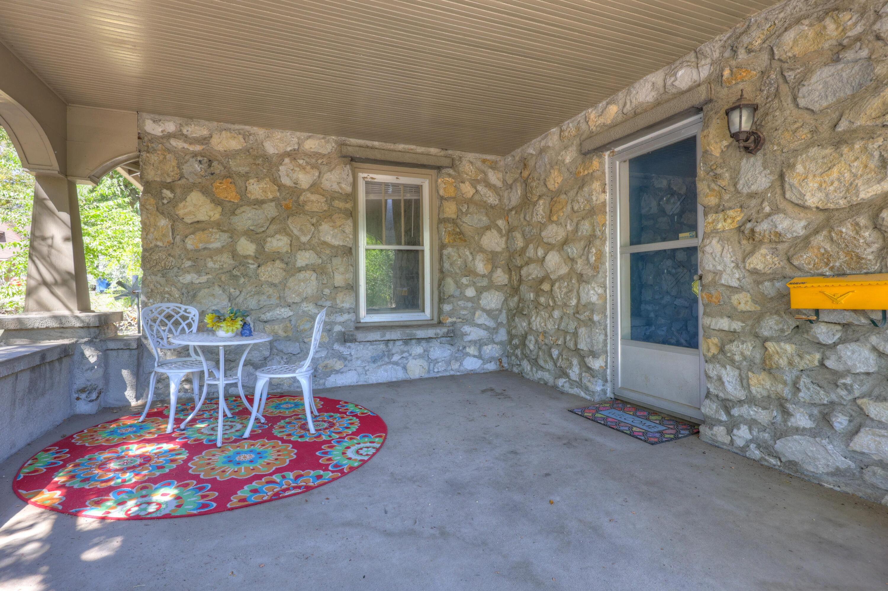 Photo 3 - Residential for sale – 616 N Wall Avenue  Joplin, MO