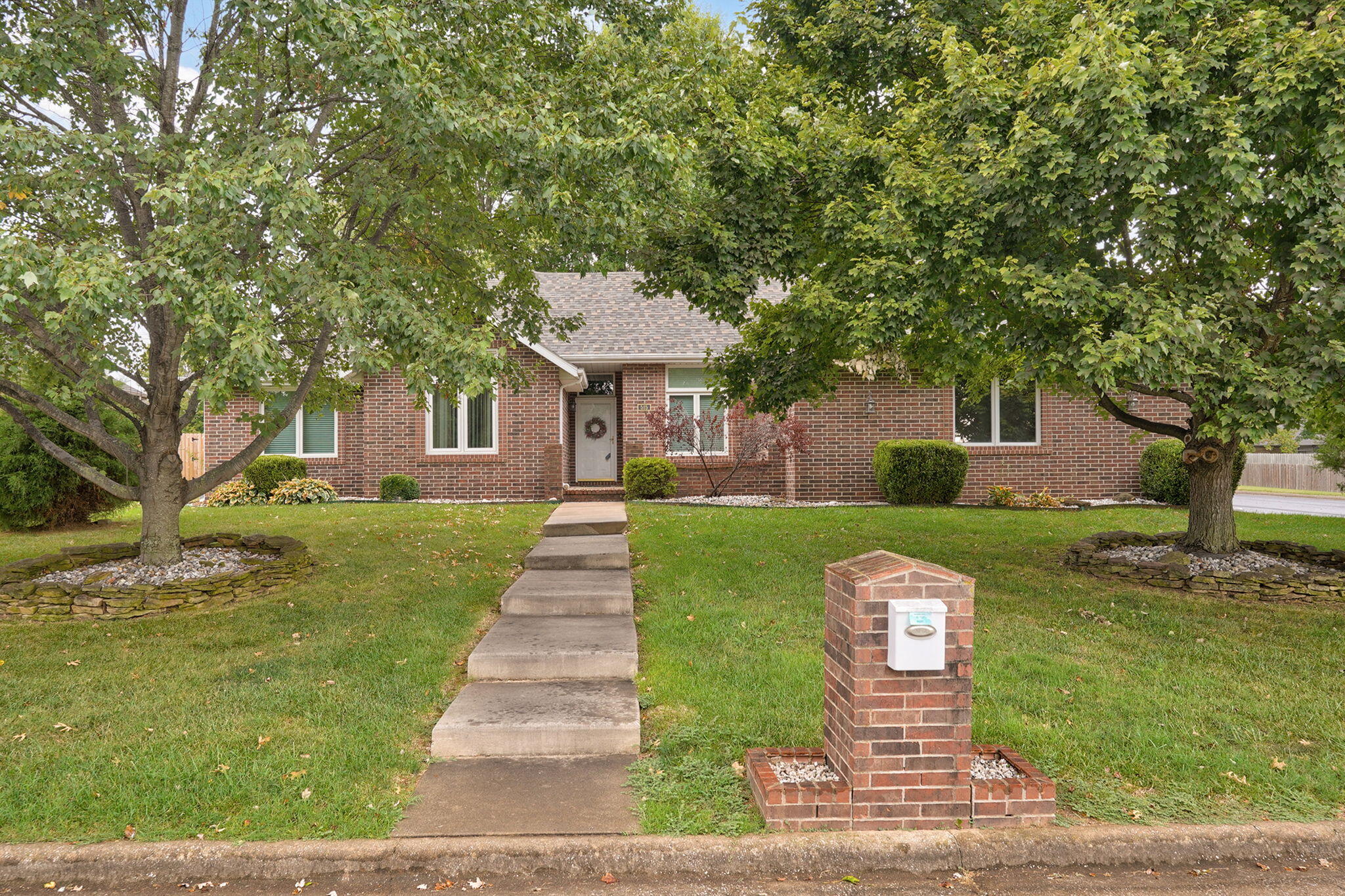 Residential for sale – 515 N Ellen Street  Nixa, MO