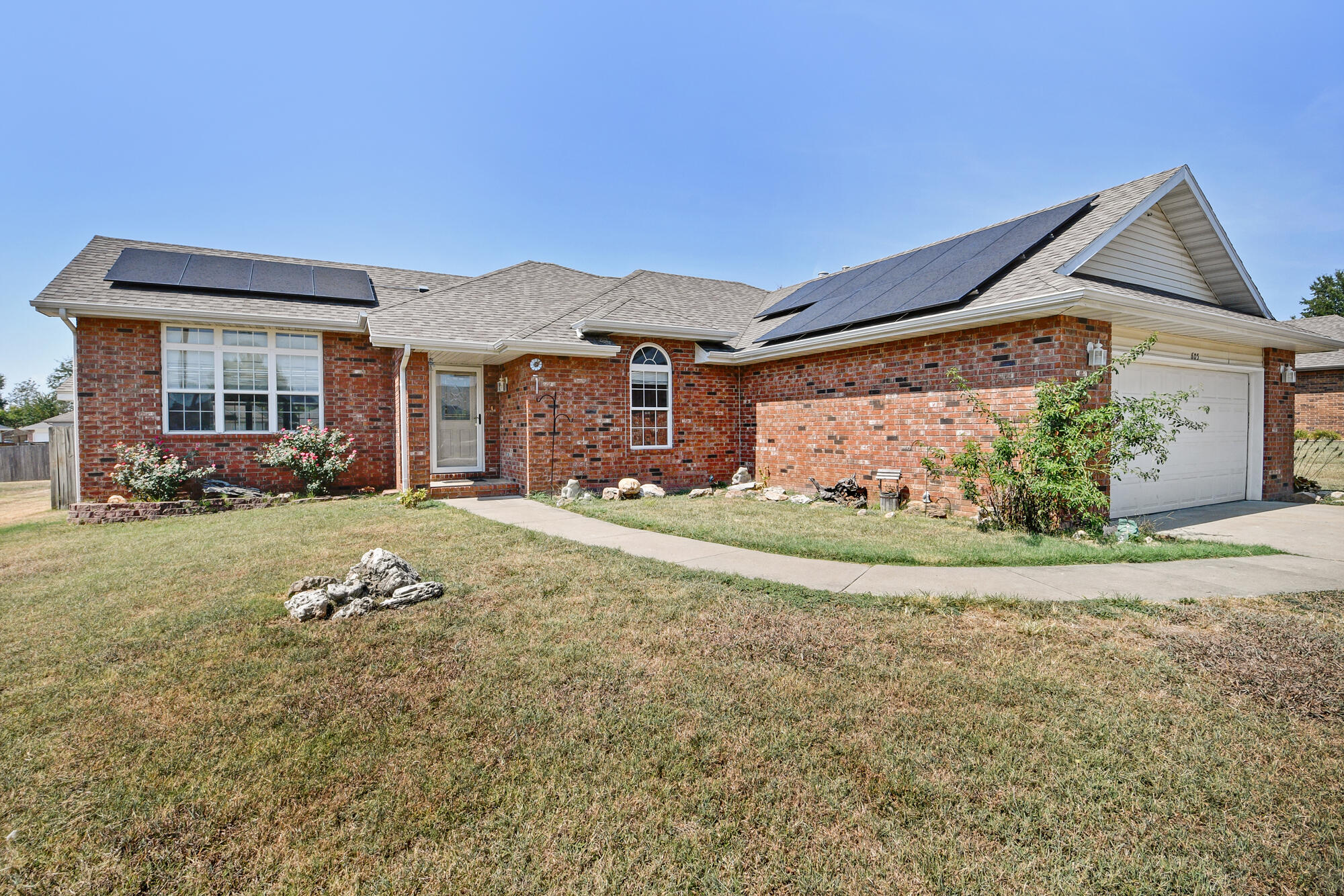 Photo 2 - Residential for sale – 605 W Chandler Drive  Willard, MO