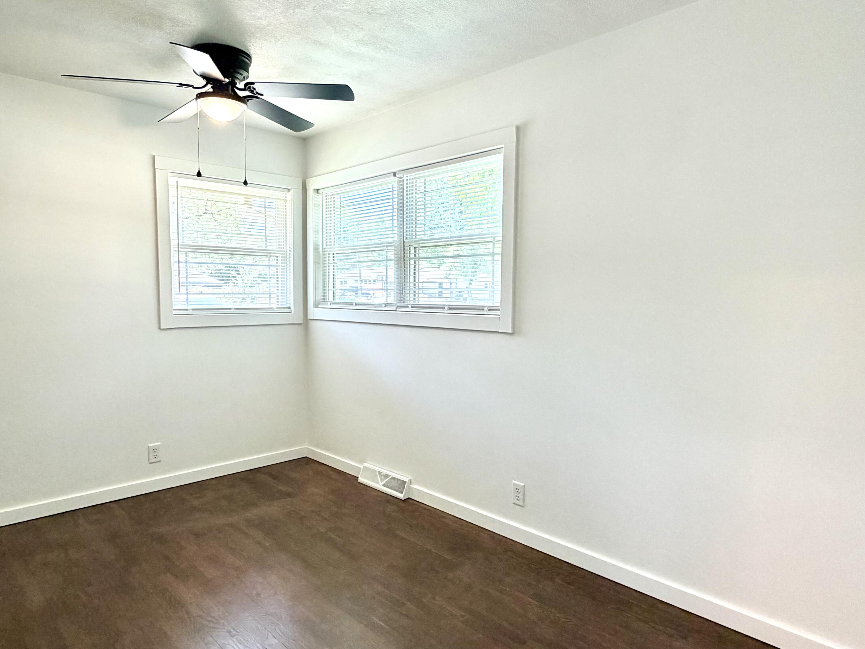 Photo 13 - Residential for sale – 1424 S Jefferson Avenue  Aurora, MO