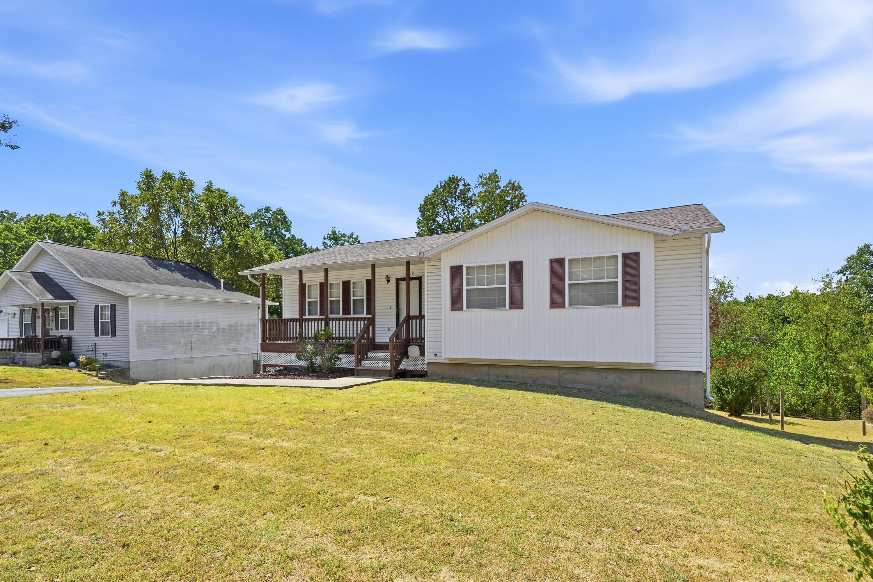 Photo 2 - Residential for sale – 1808  Rachel Drive  Neosho, MO