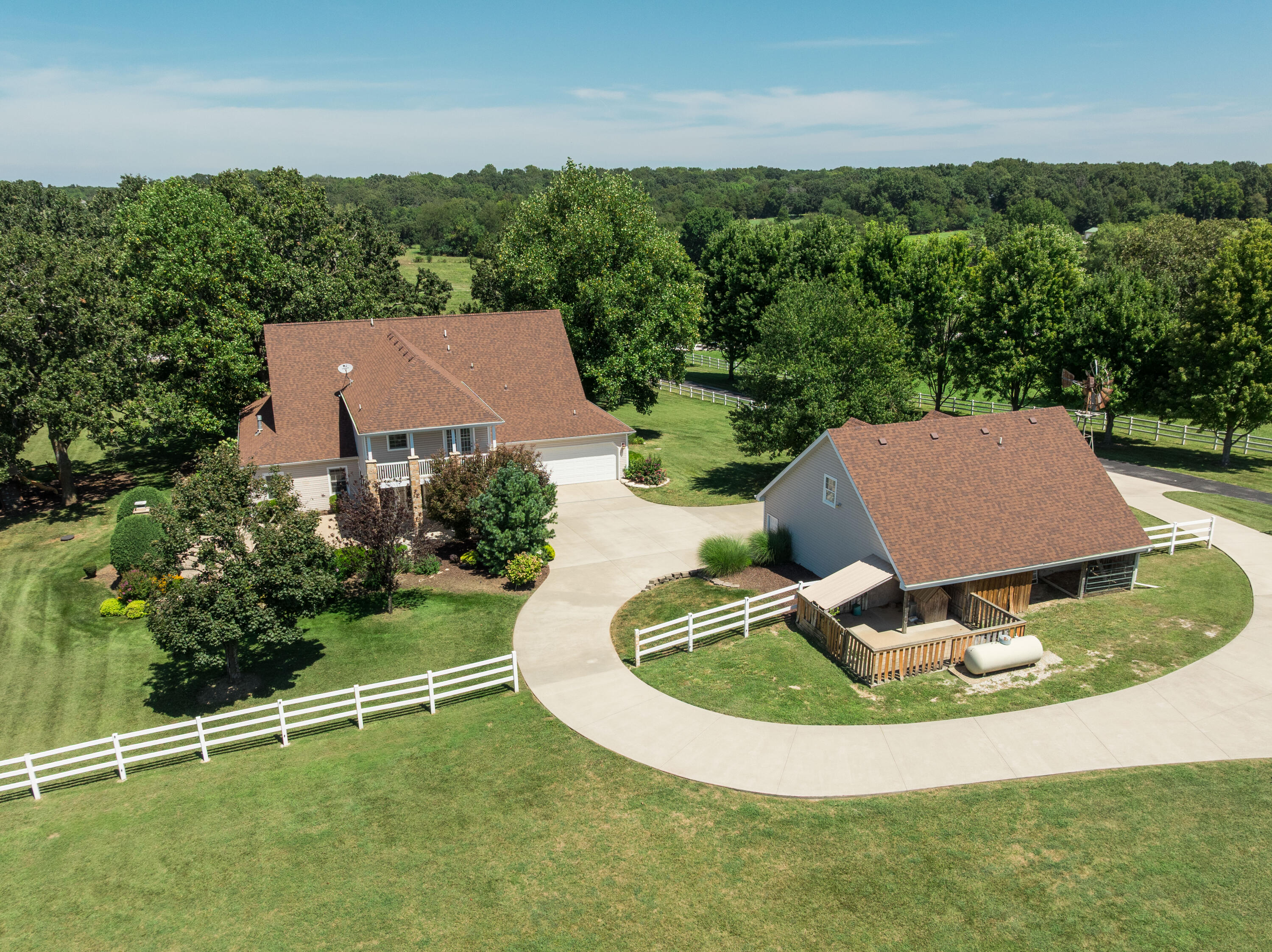 Photo 122 - Residential for sale – 4207 S Cheyenne Lane  Rogersville, MO