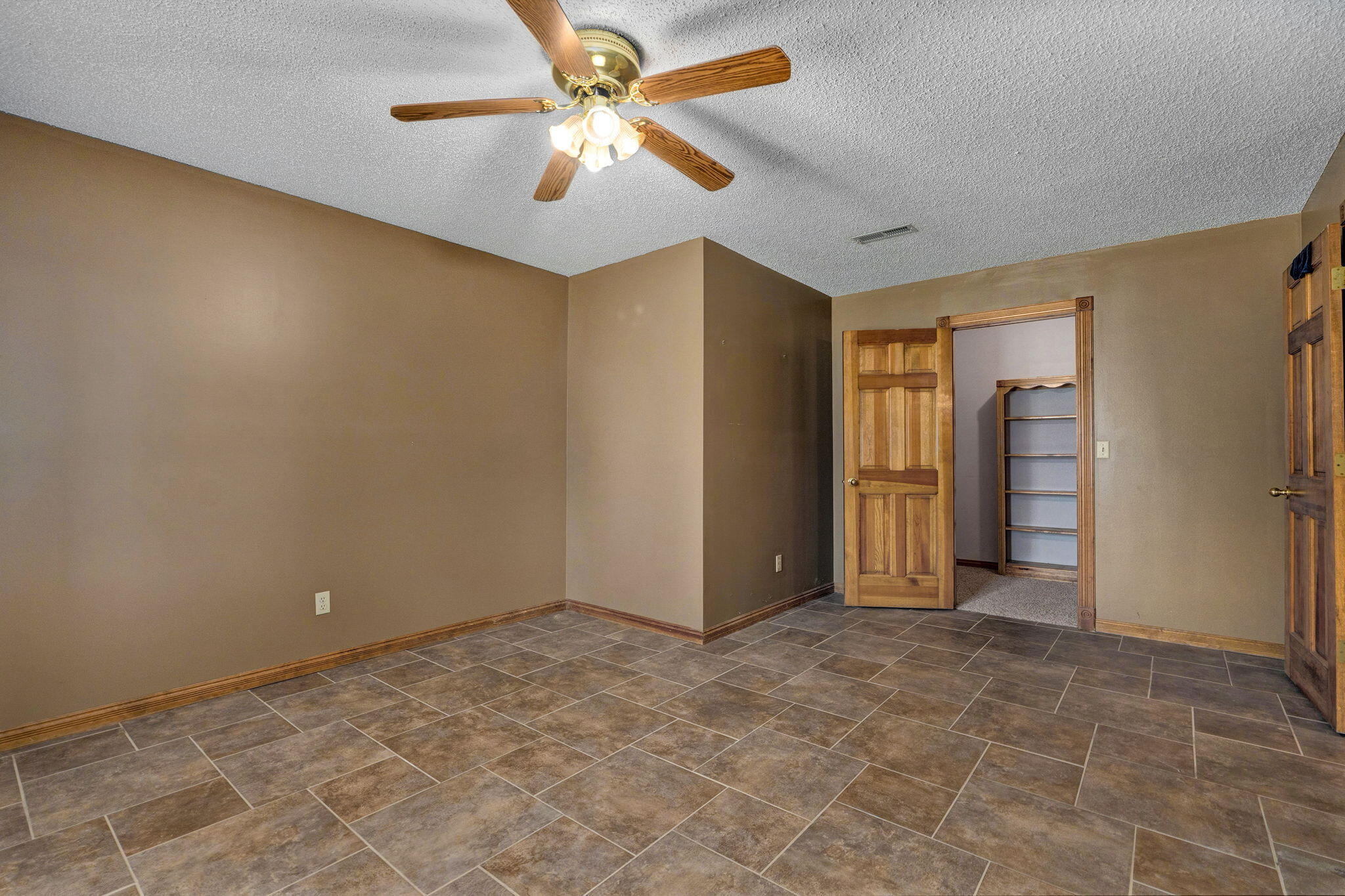 Photo 45 - Residential for sale – 1476 E Peartree Drive  Ozark, MO