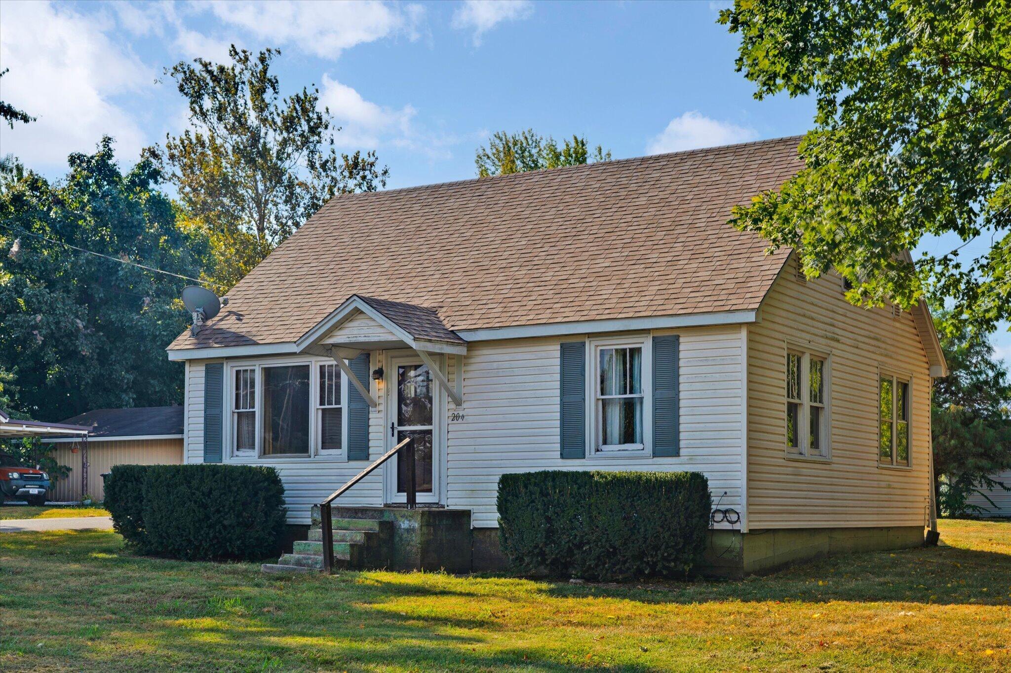 Photo 24 - Residential for sale – 204 E Oak Street  Stockton, MO