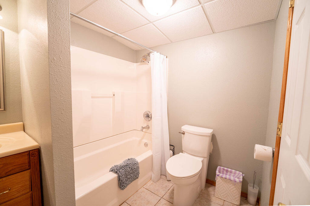 Photo 31 - Residential for sale – 1301  Fox Ridge Lane  Neosho, MO