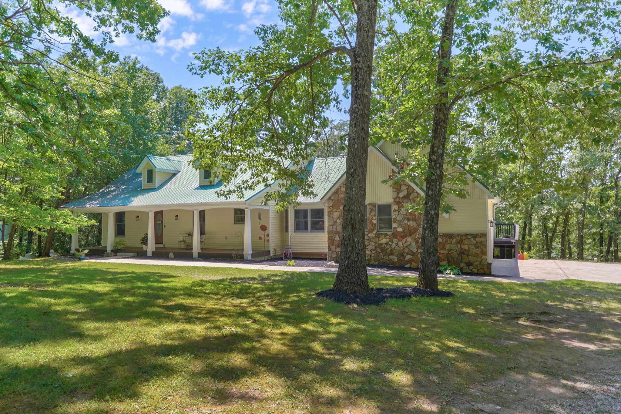 Photo 6 - Residential for sale – 1417 S Thousand Oaks Drive  Nixa, MO