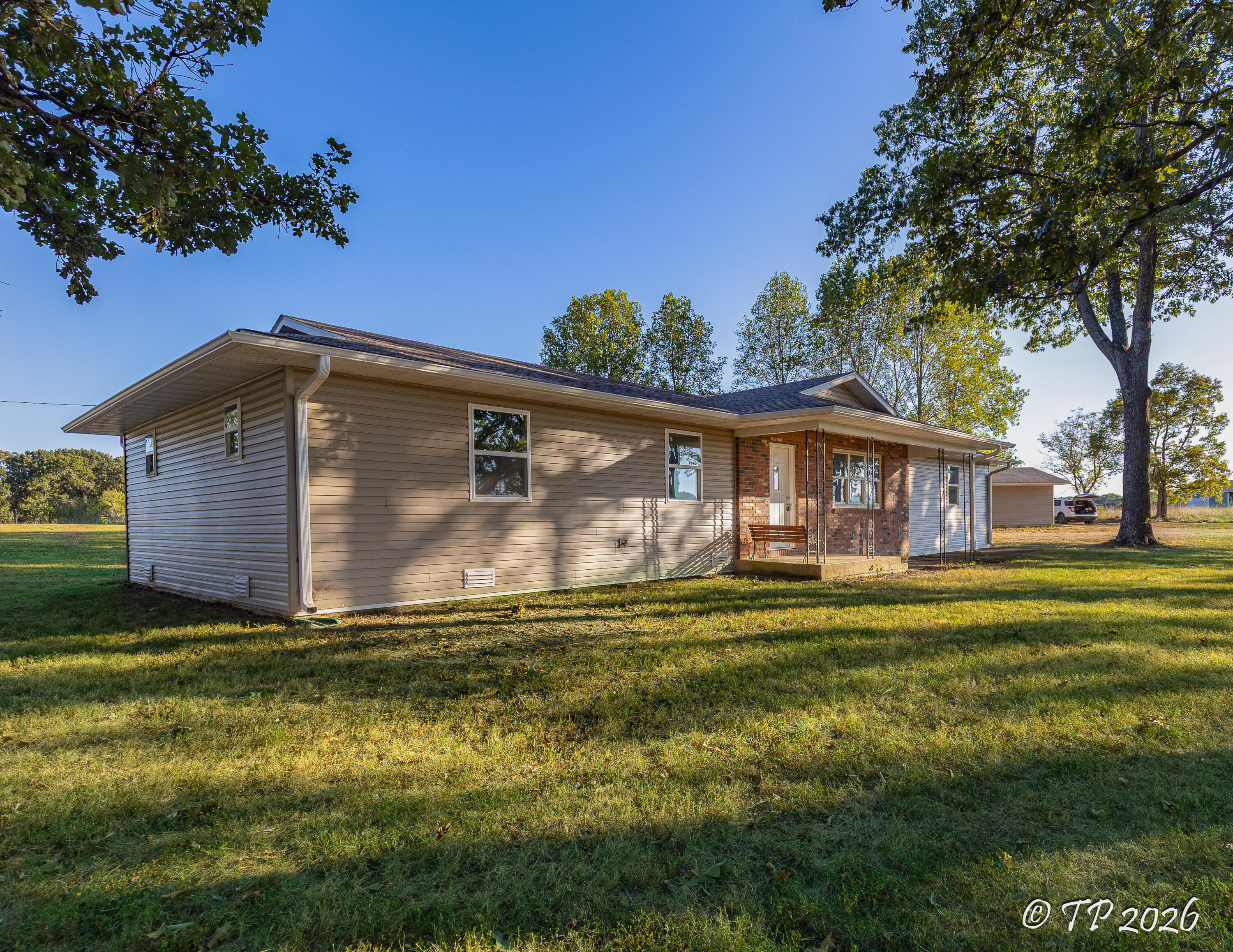 Photo 2 - Residential for sale – 4618  State Rte N   Pomona, MO