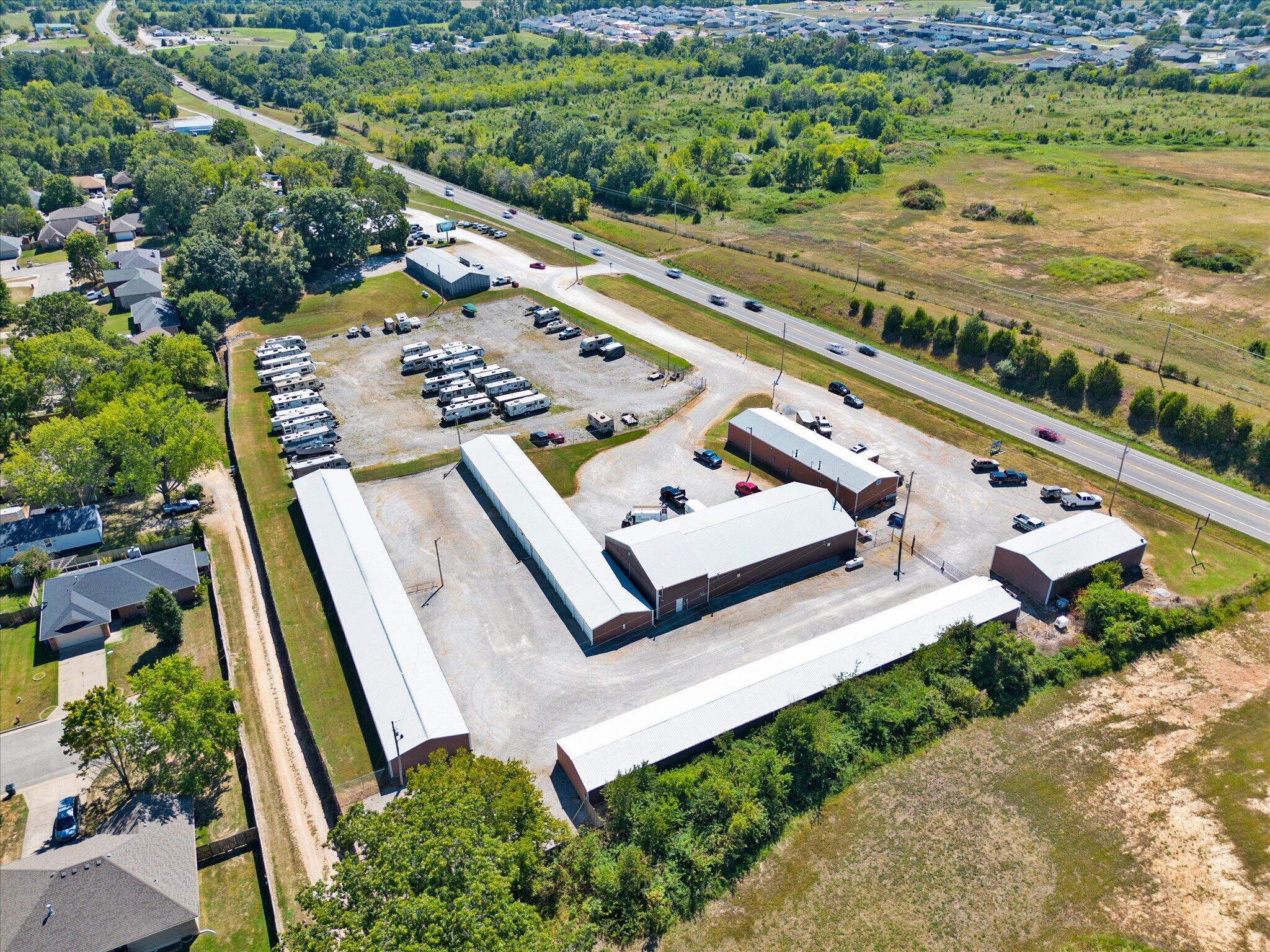 Photo 12 - Commercial Sale for sale – 706/724  Croley Boulevard  Nixa, MO